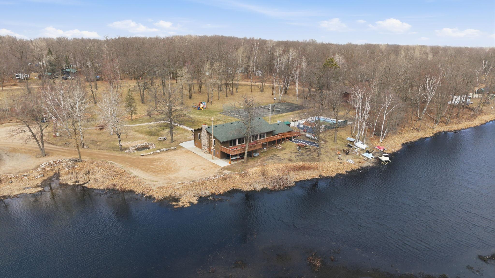 4853 Iroquois Loop Property Photo 12