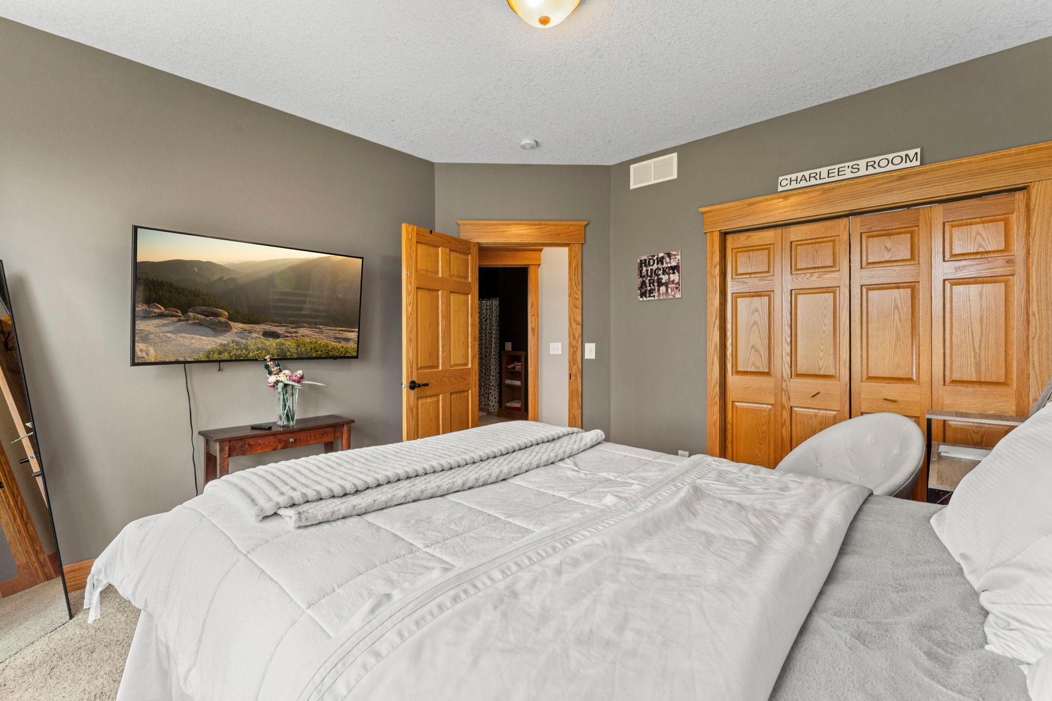 15585 County 9 Boulevard Property Photo 29