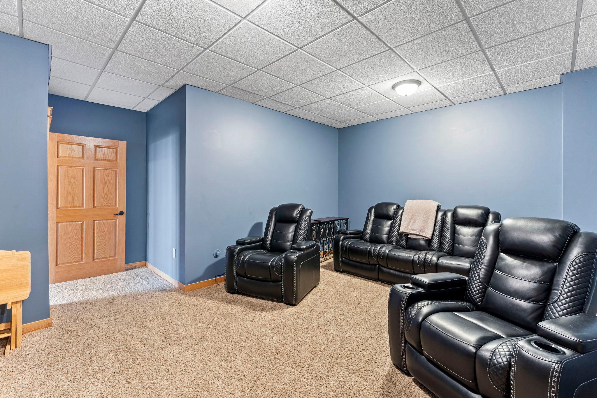 15585 County 9 Boulevard Property Photo 45