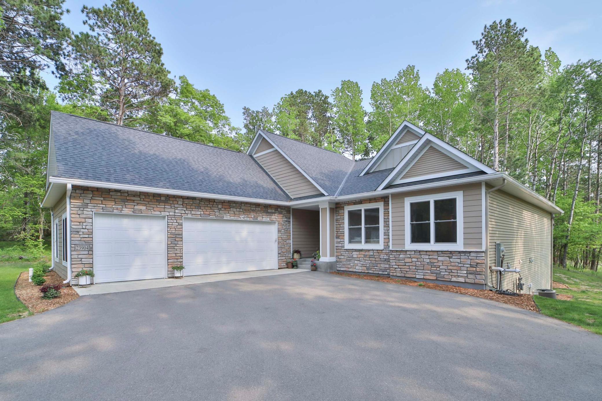23904 Summer Haven Lane Property Photo 1