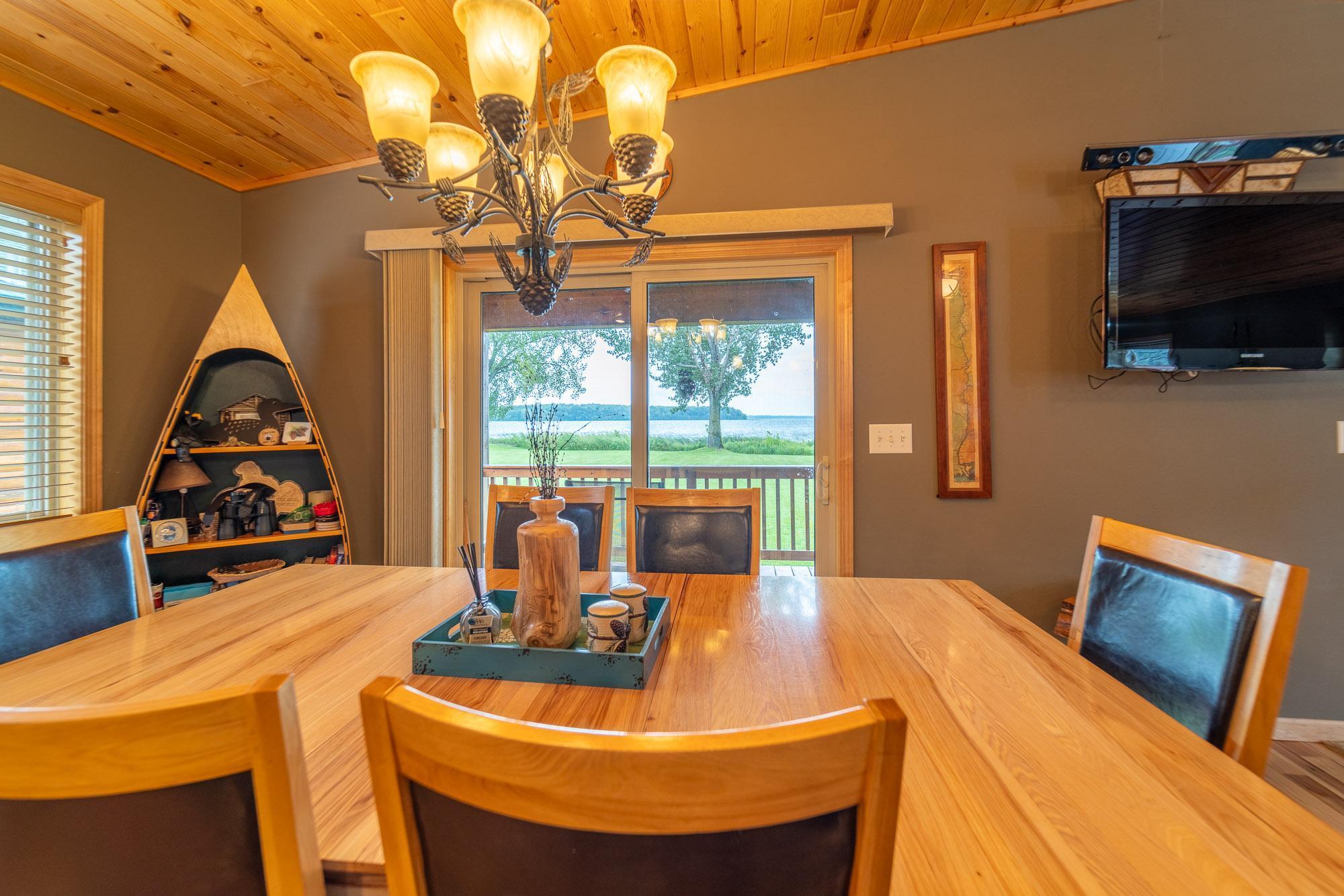 5845 Harbor View Drive Nw Property Photo 9