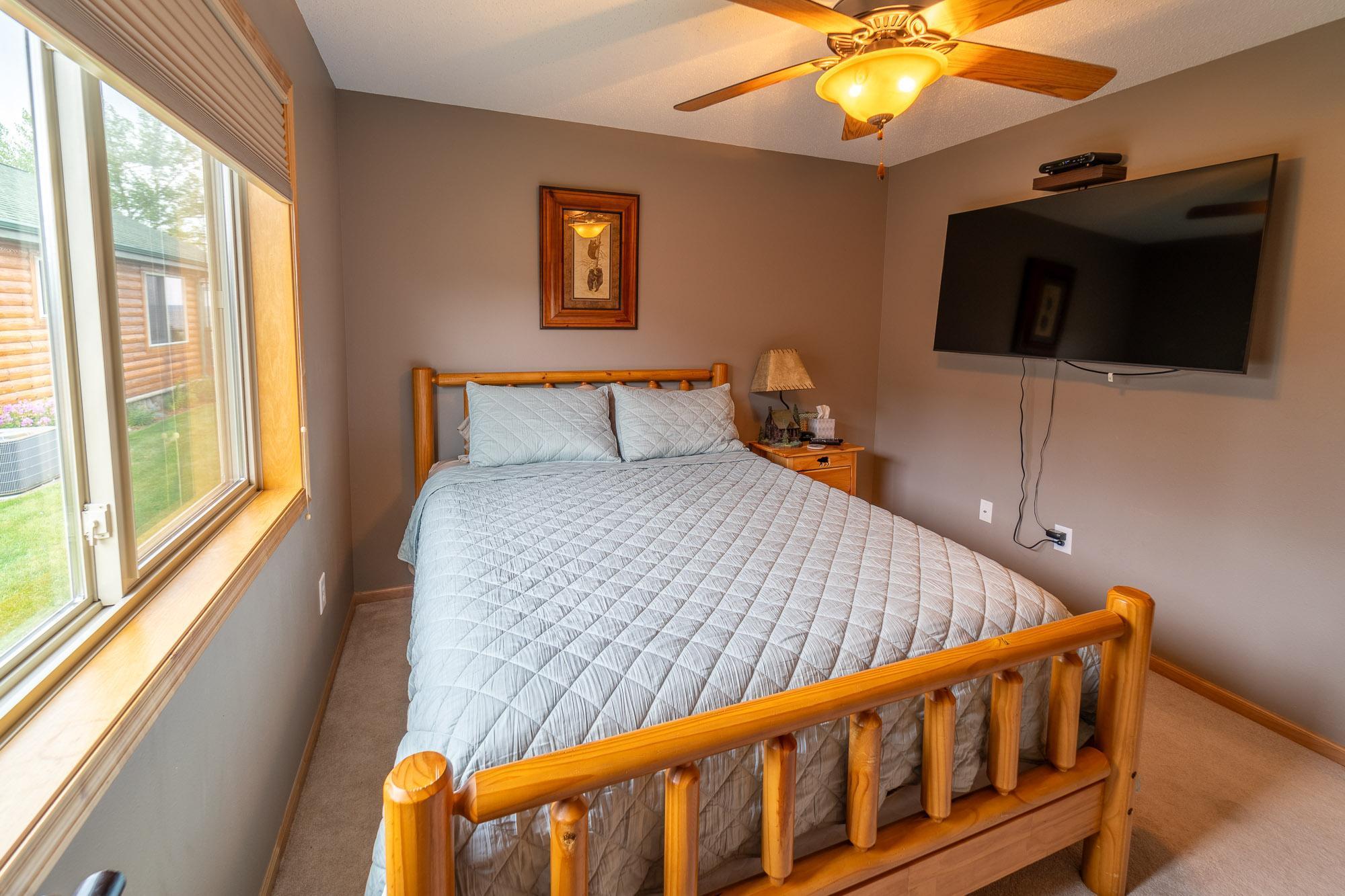 5845 Harbor View Drive Nw Property Photo 12