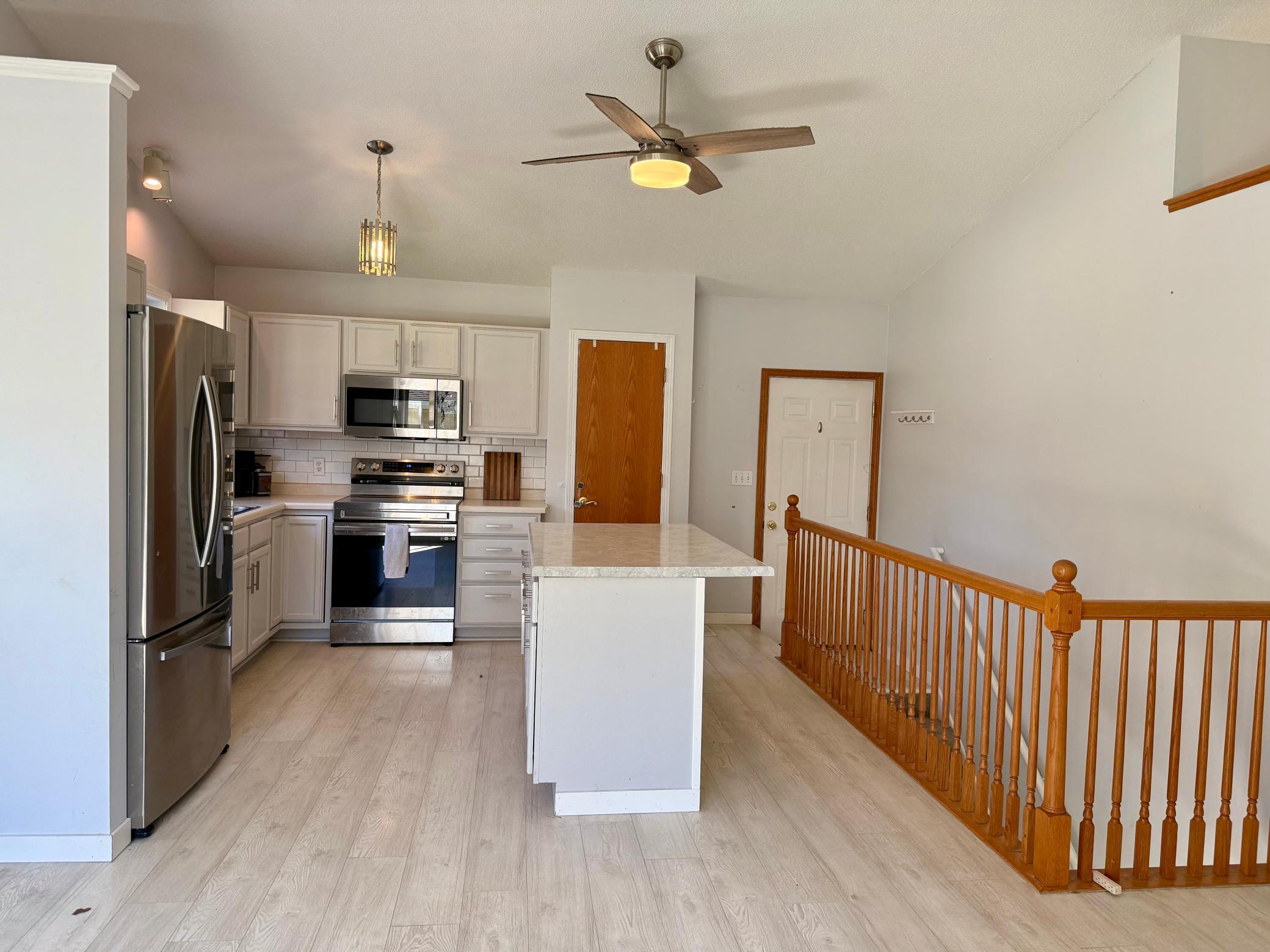 3818 Strathmore Lane Se Property Photo 11