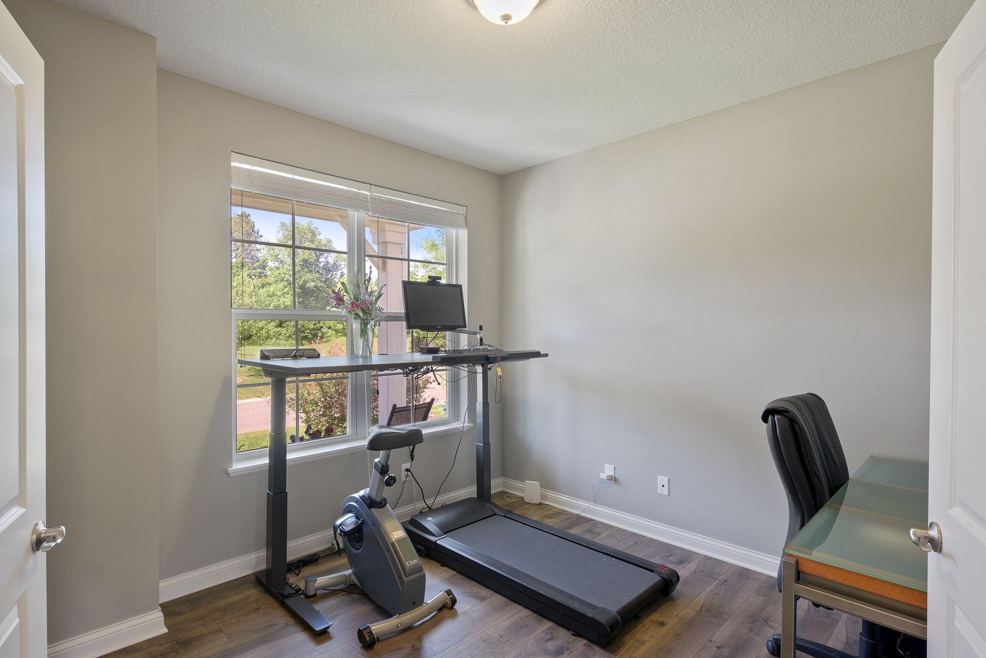 5596 Orchard Cove Property Photo 5