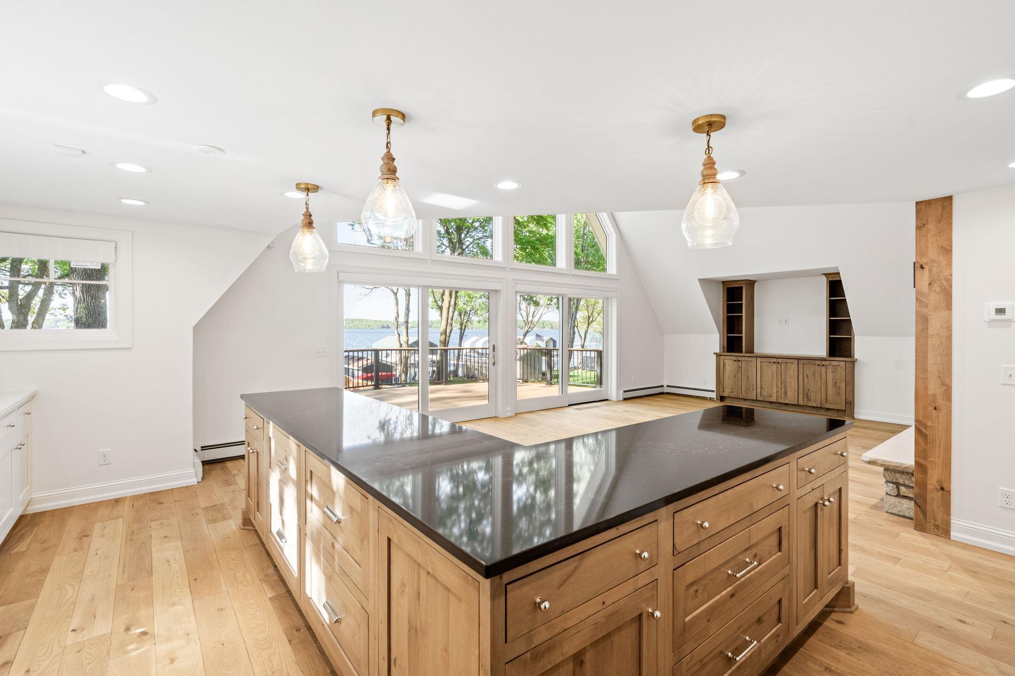 5325 Edsall Road Property Photo 15