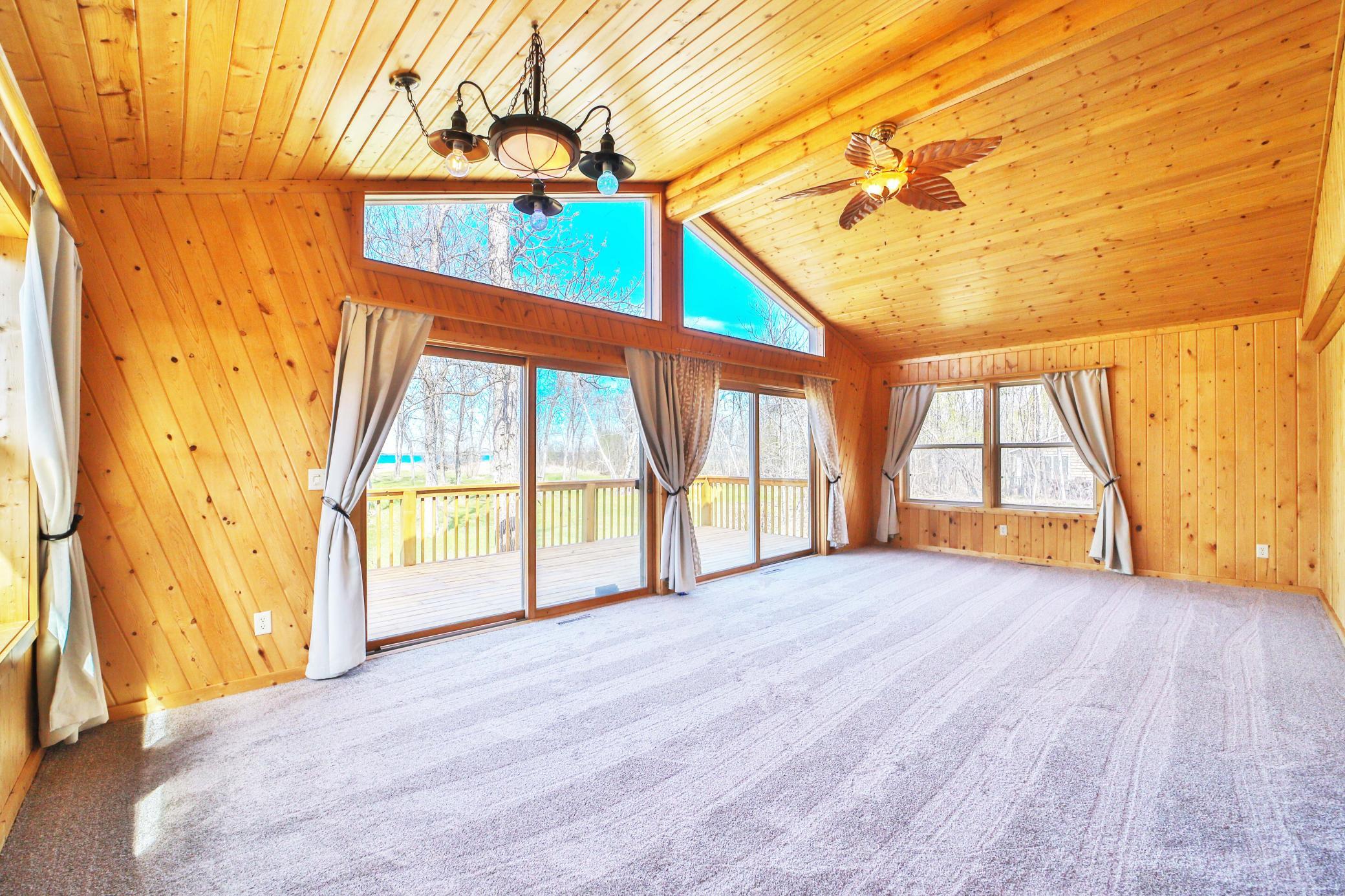 18352 Johnson Road Property Photo 13