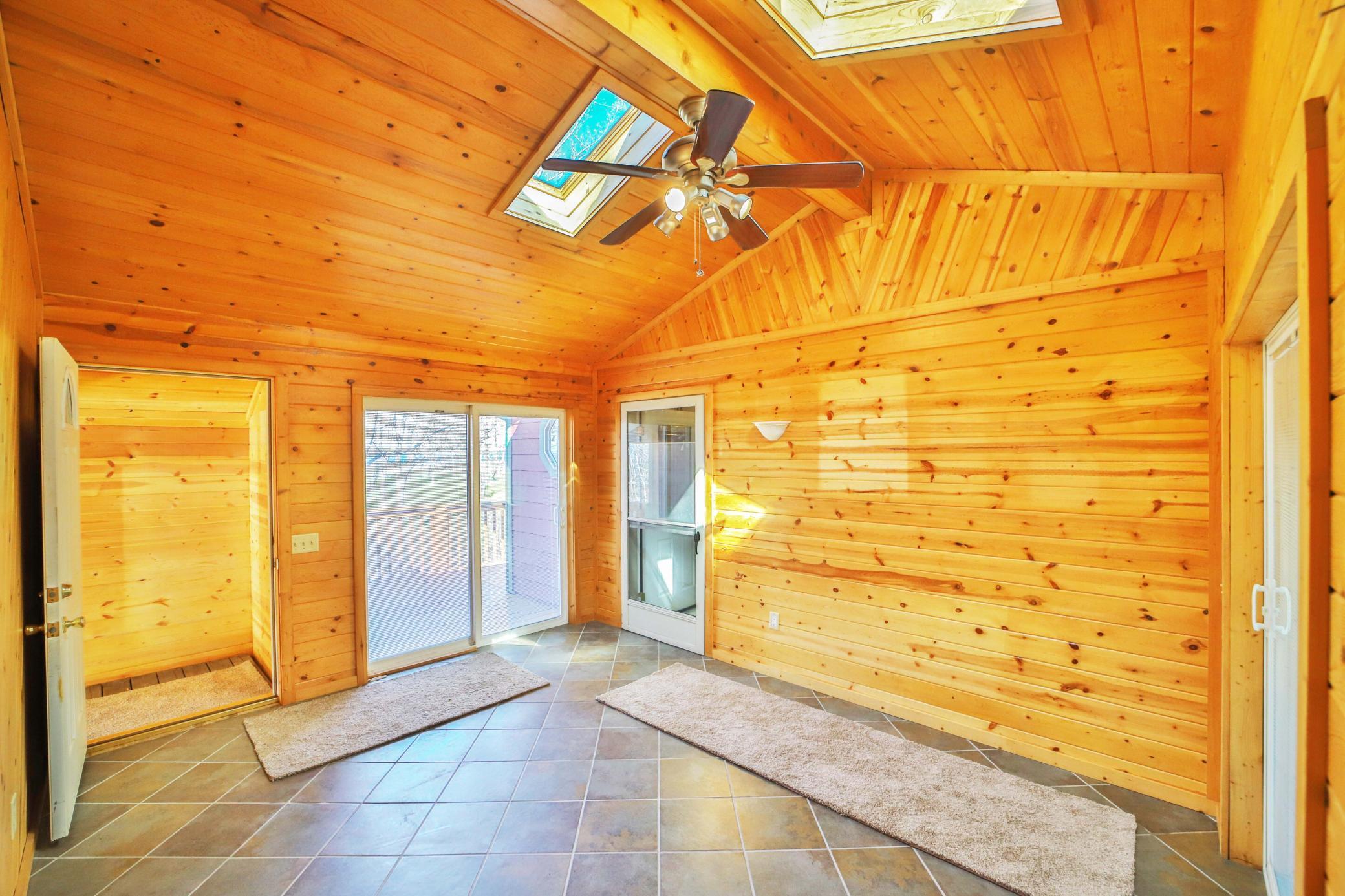 18352 Johnson Road Property Photo 37