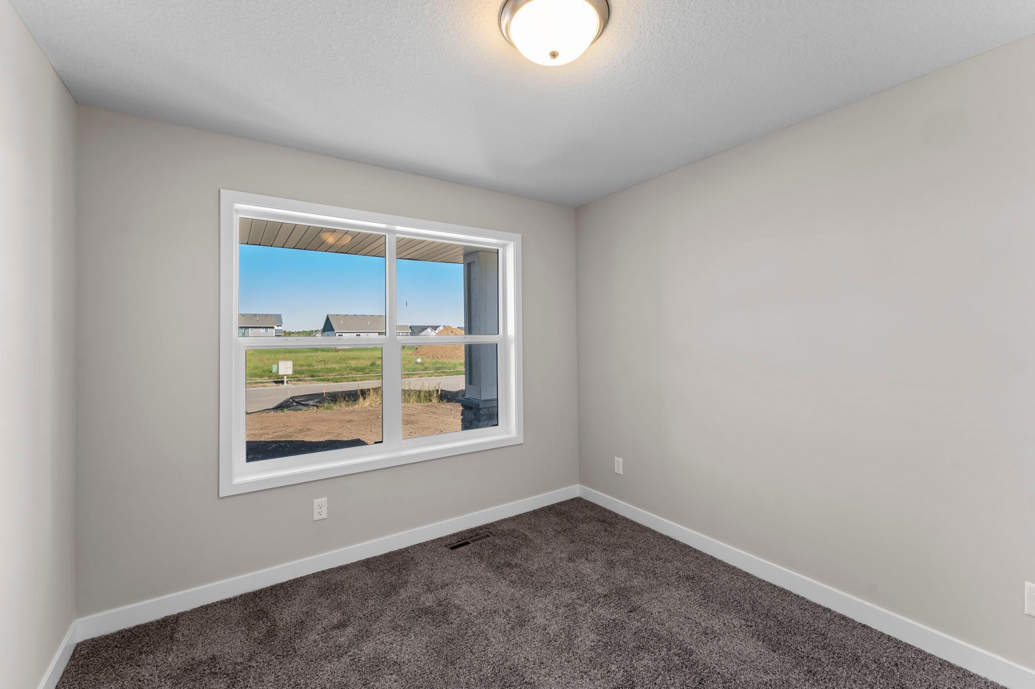 2101 Pleasant Drive Property Photo 10