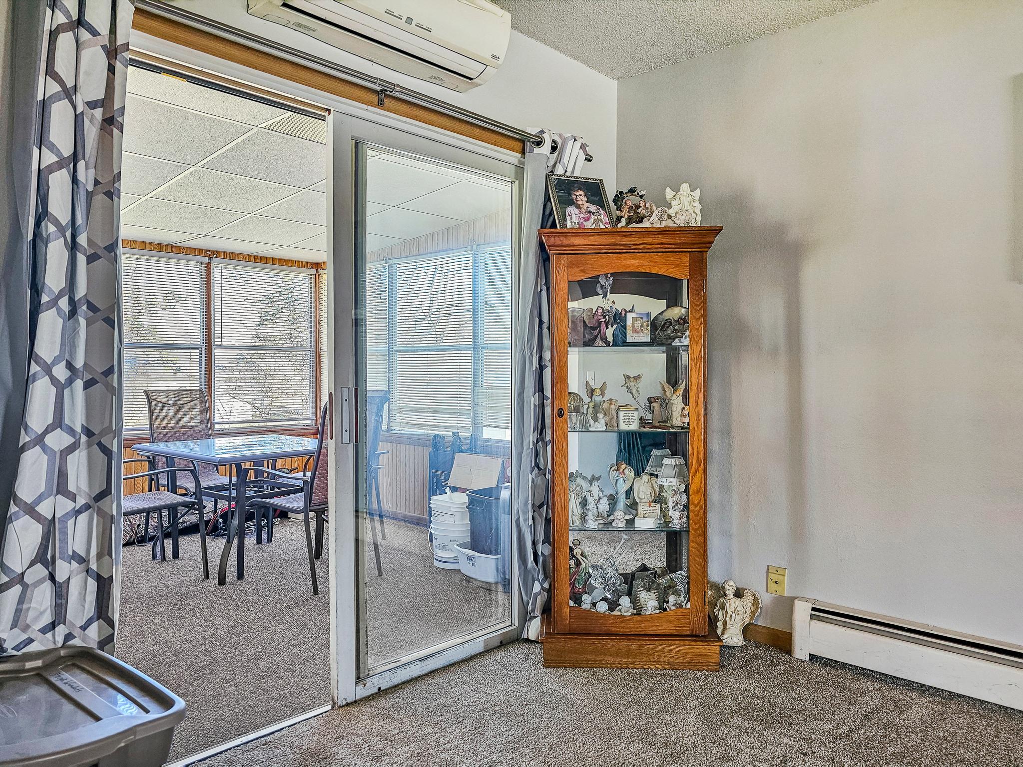 525 3rd St Se Property Photo 19