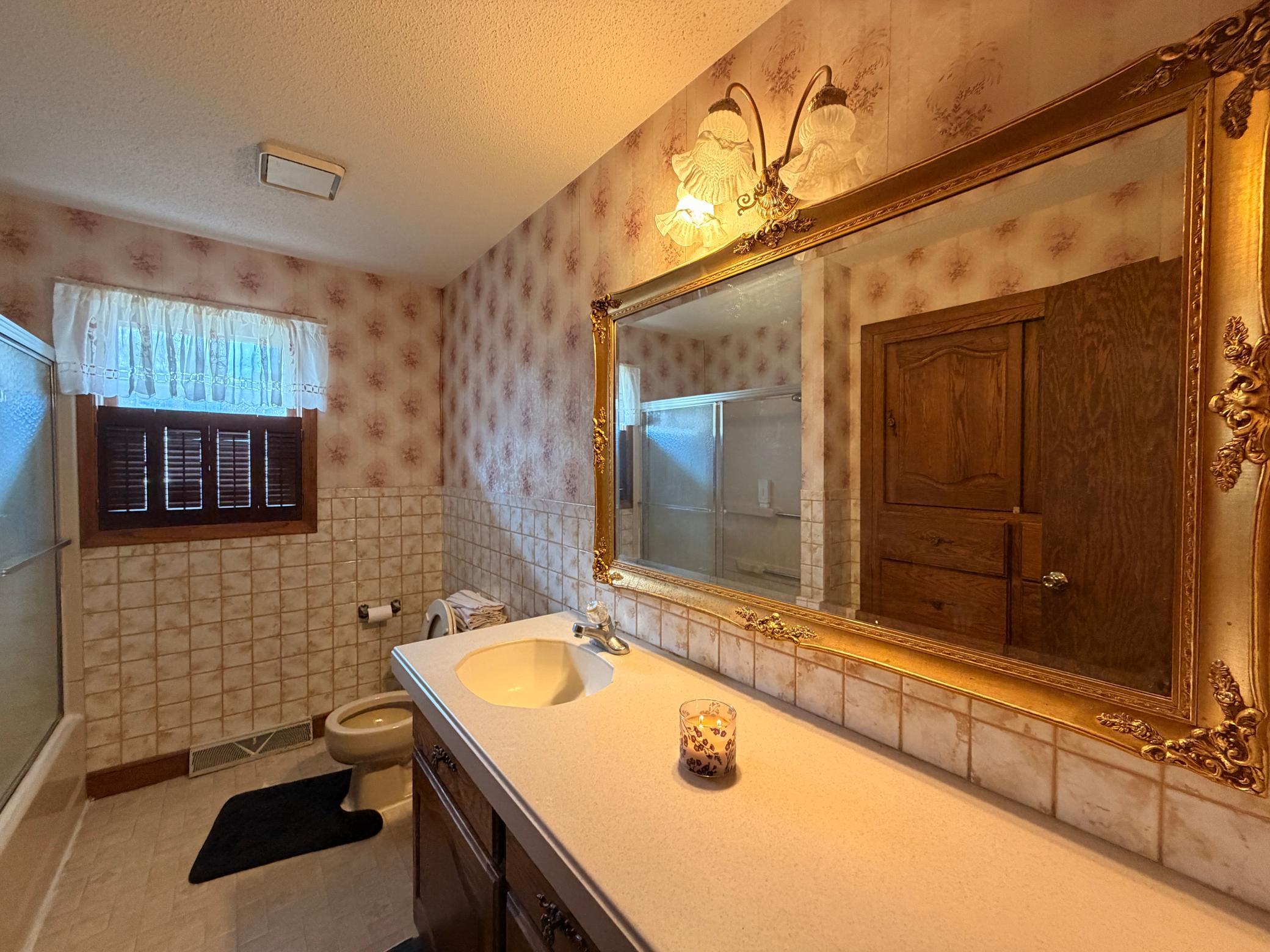 1306 Marie Avenue Property Photo 11