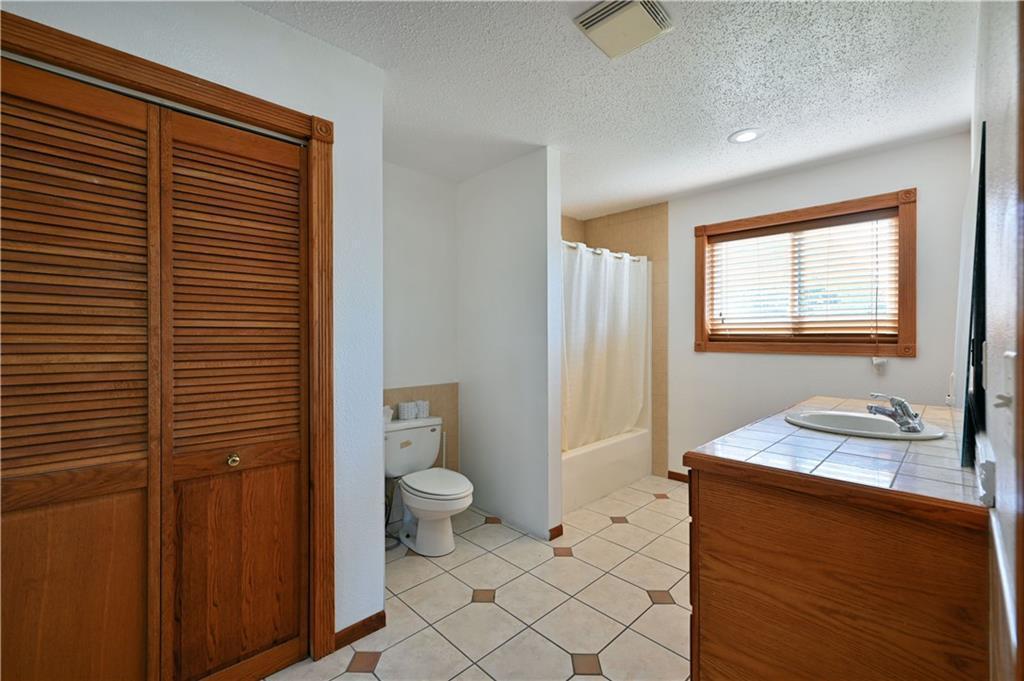 111 Reinhart Drive Property Photo 16