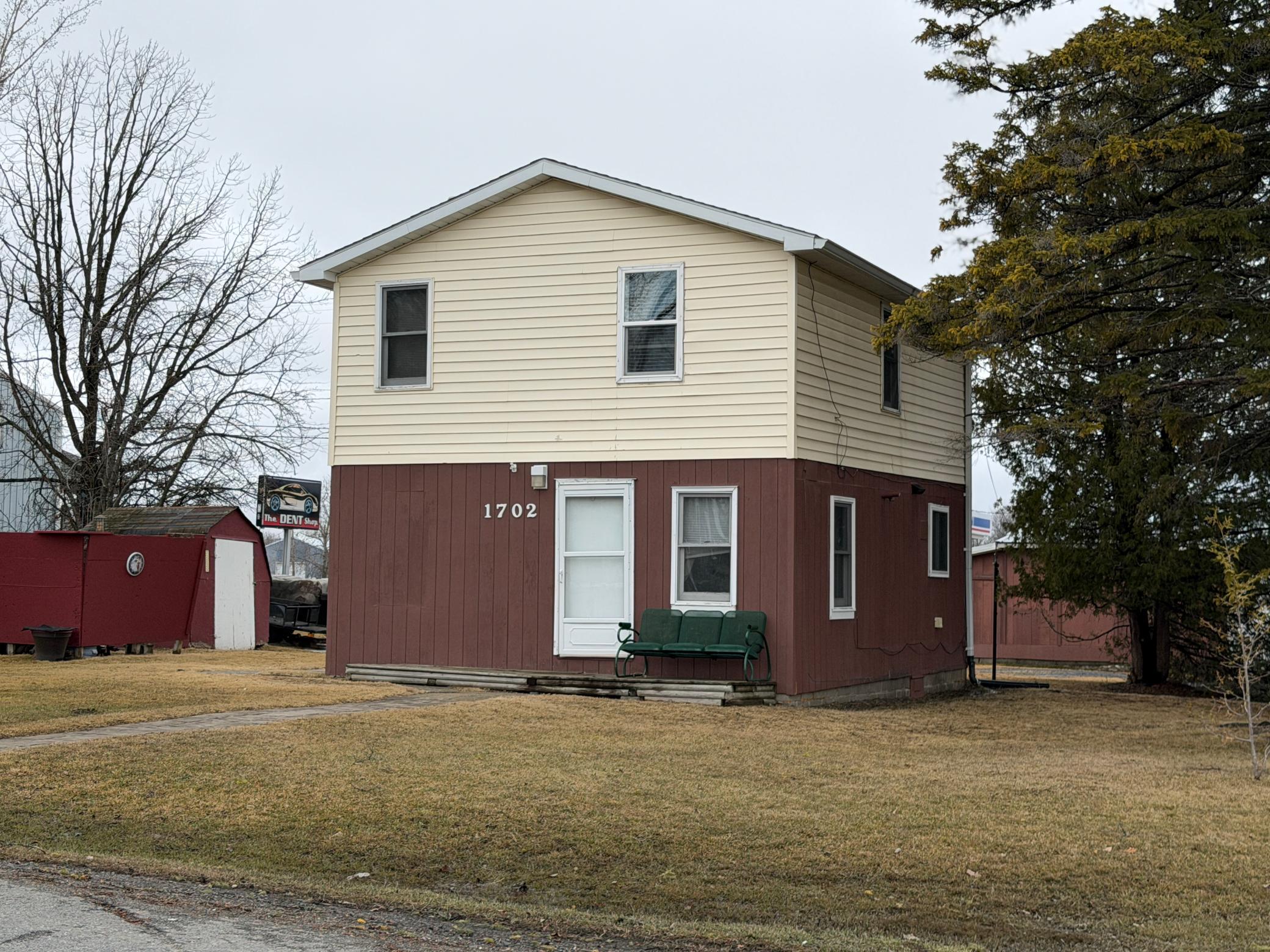 1702 1st Avenue Property Photo 1