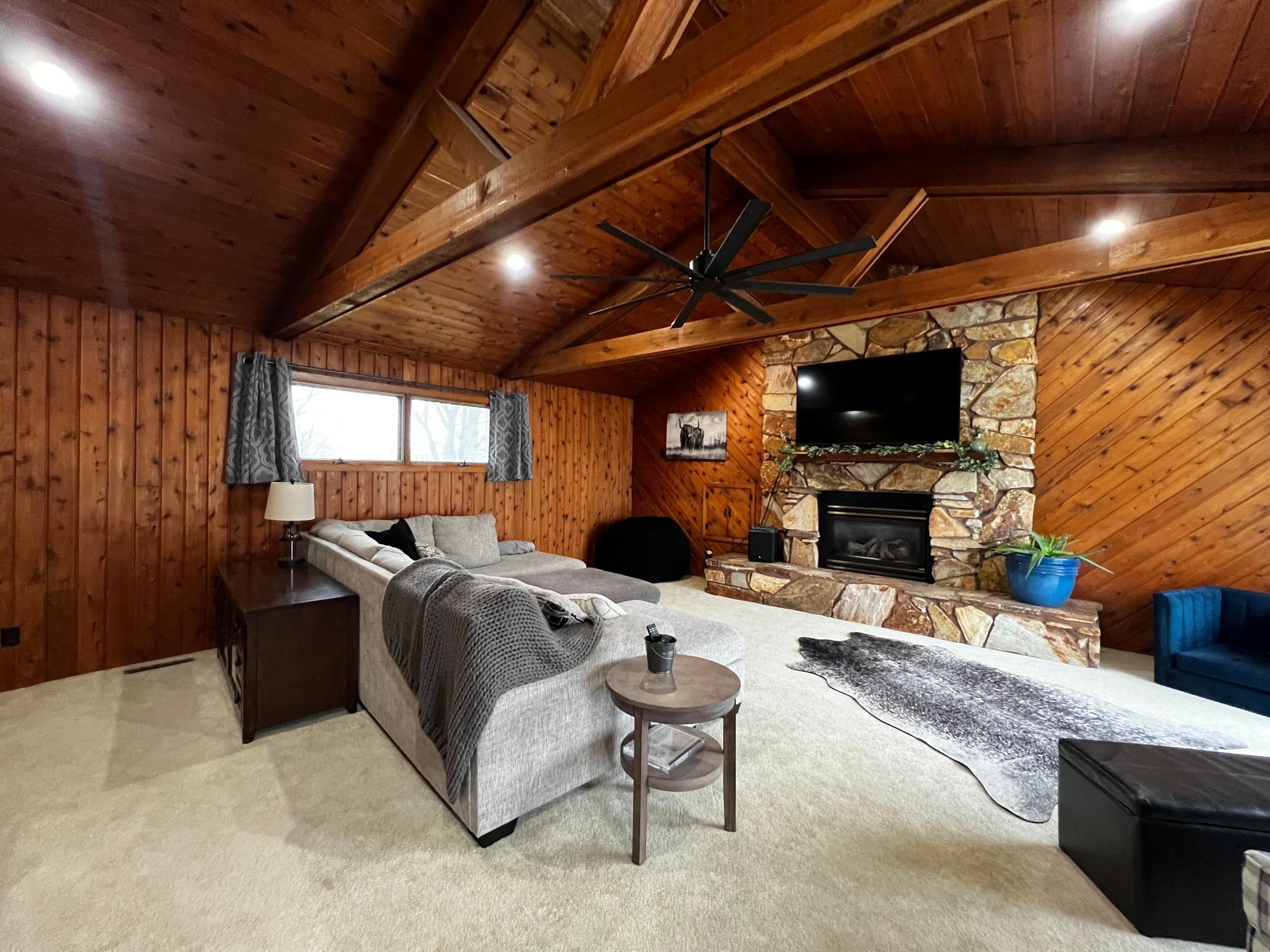 442 4th Street Property Photo 5
