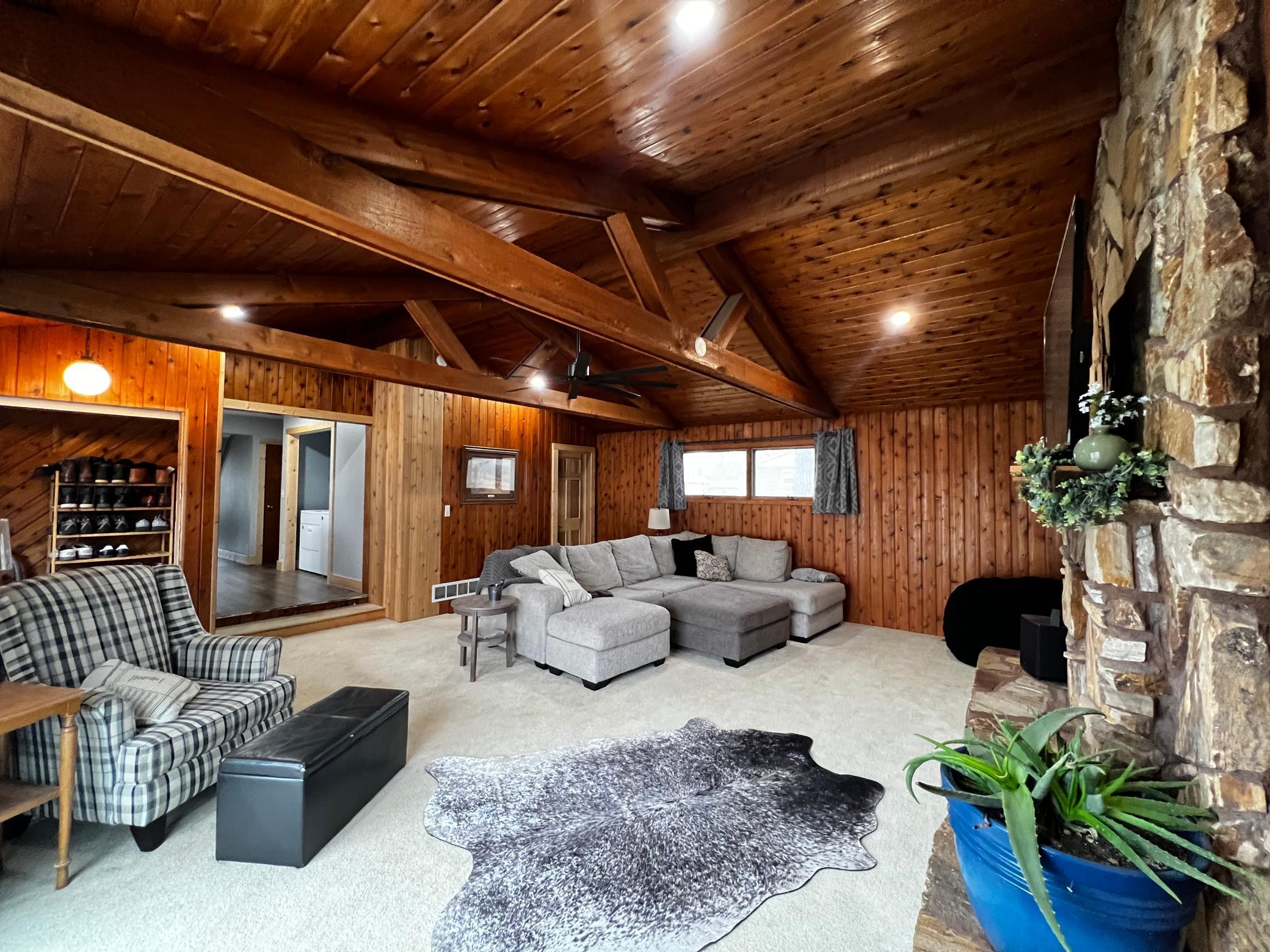 442 4th Street Property Photo 6