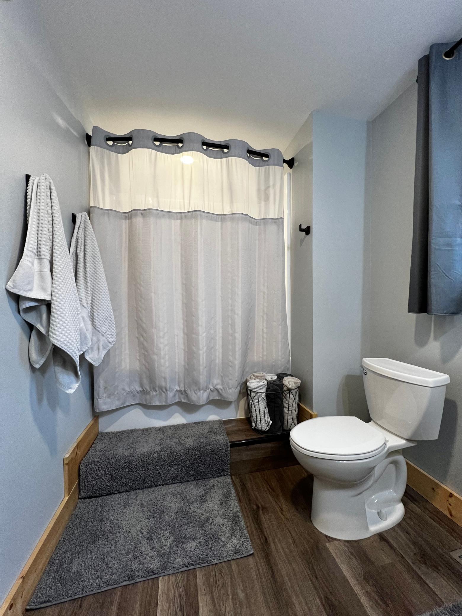 442 4th Street Property Photo 9