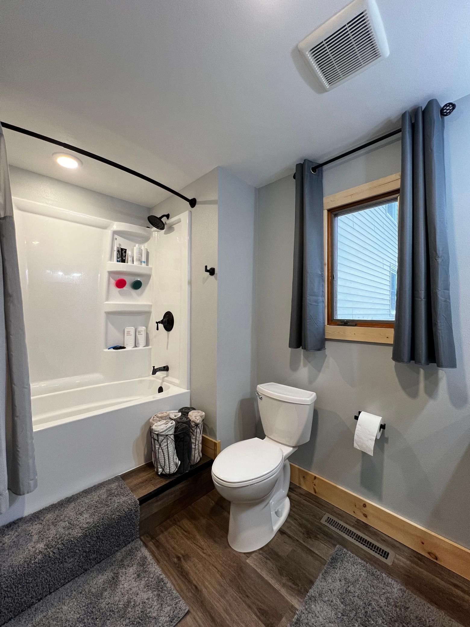 442 4th Street Property Photo 10