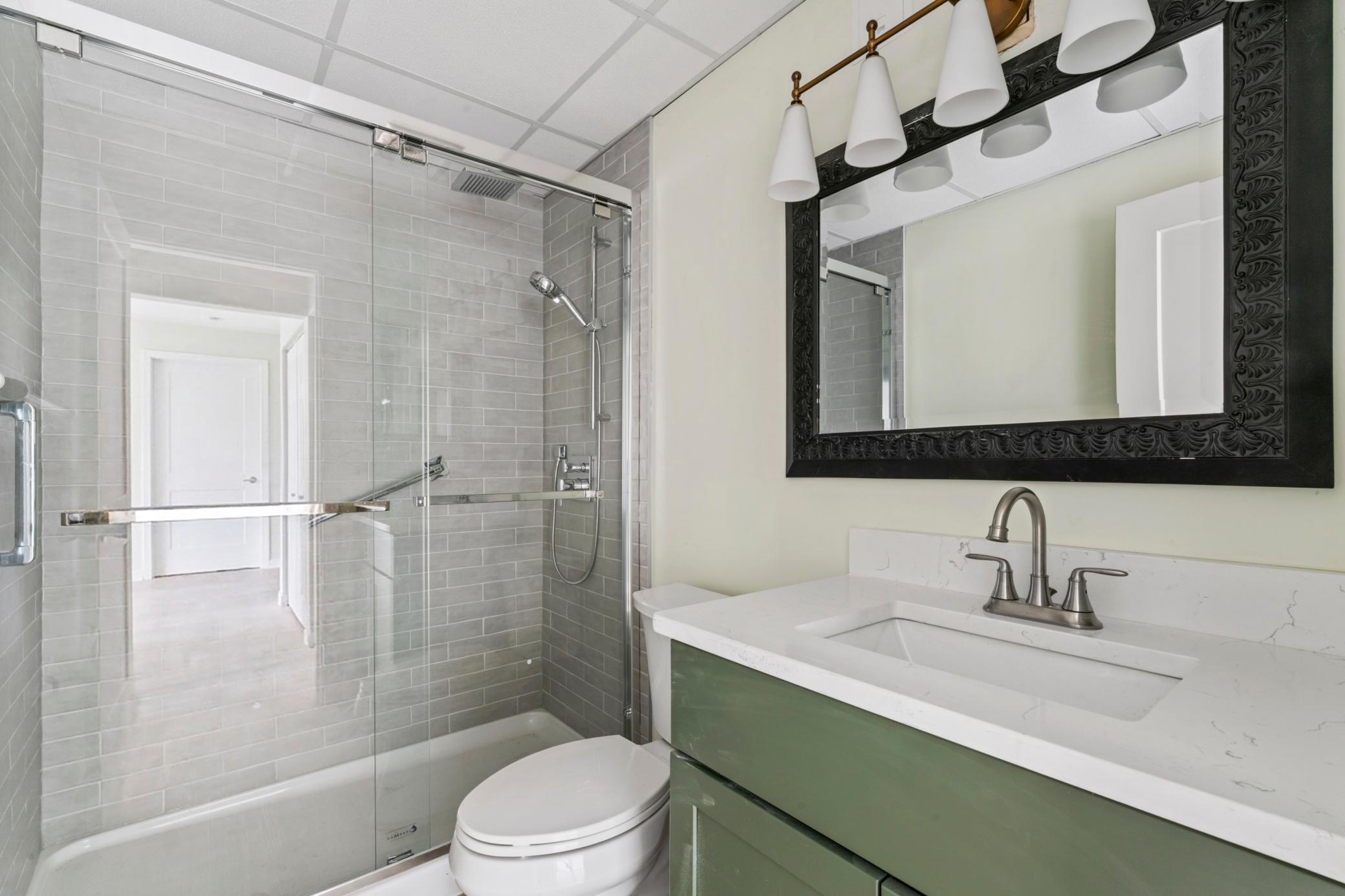 1931 Viking Drive Nw 14 Property Photo 16