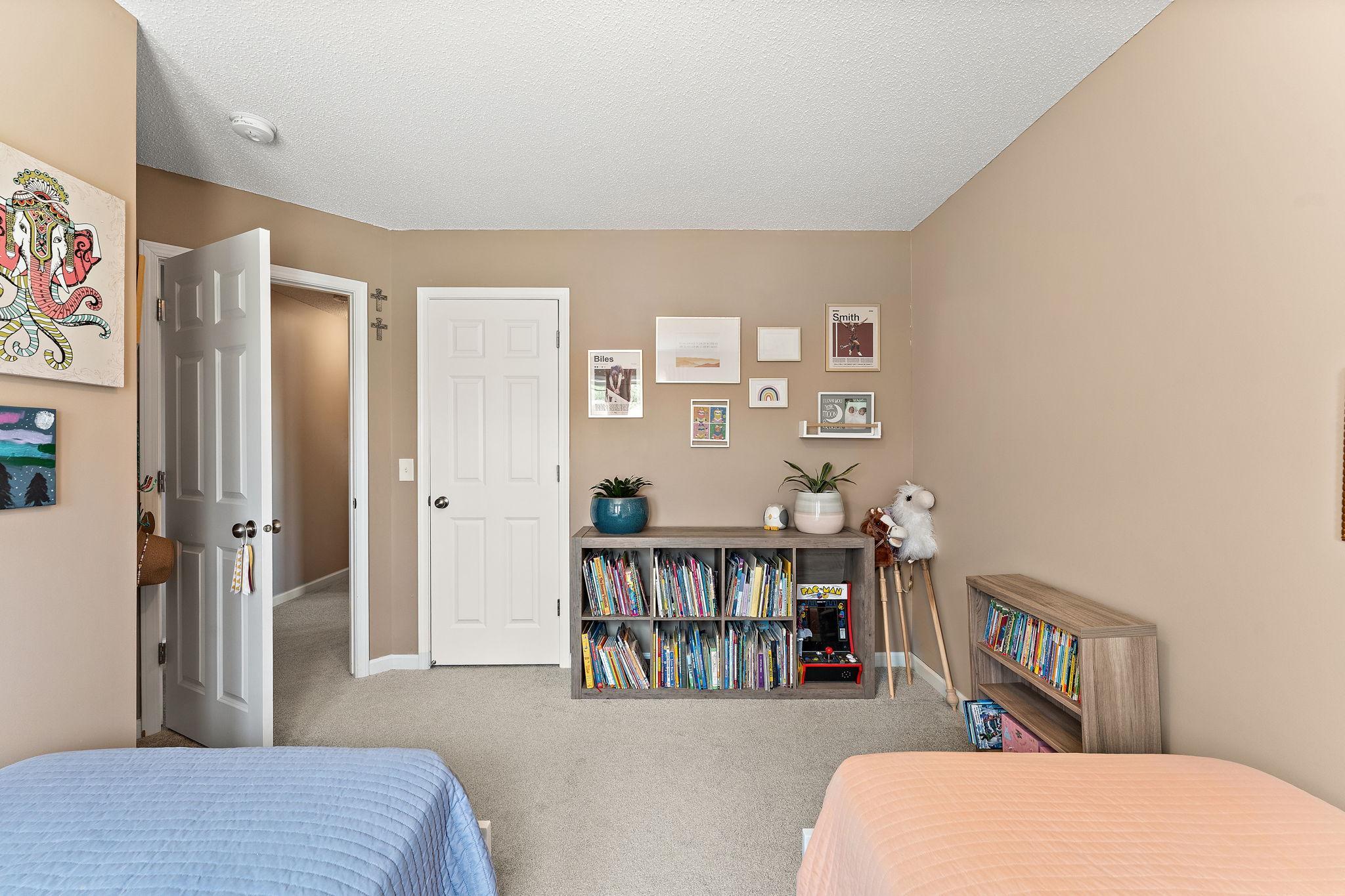 845 Highview Loop Se Property Photo 17