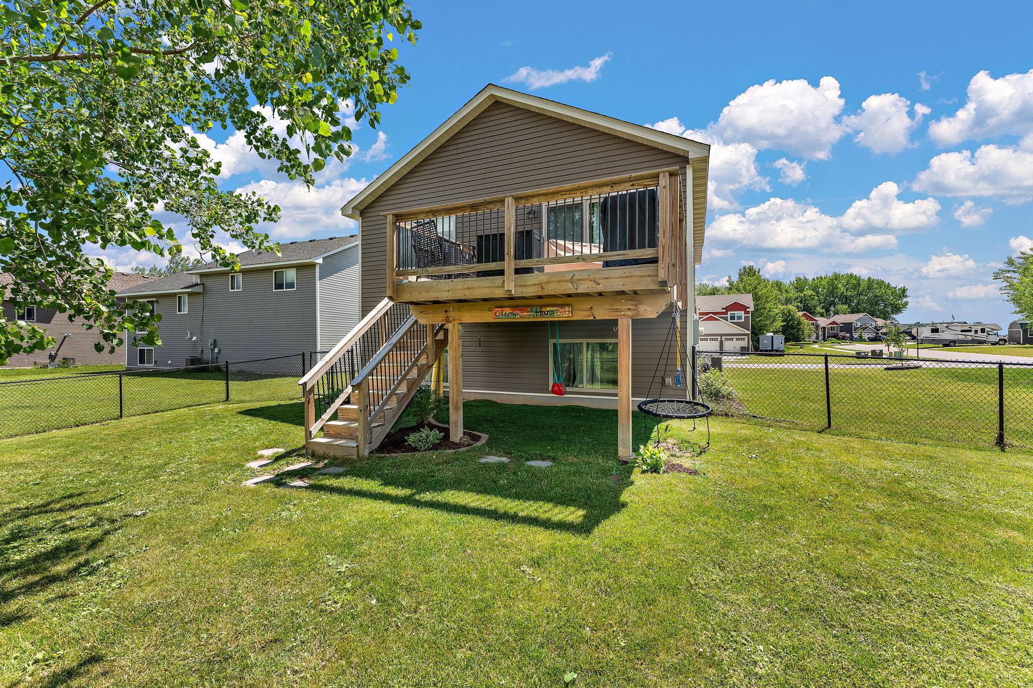 845 Highview Loop Se Property Photo 21