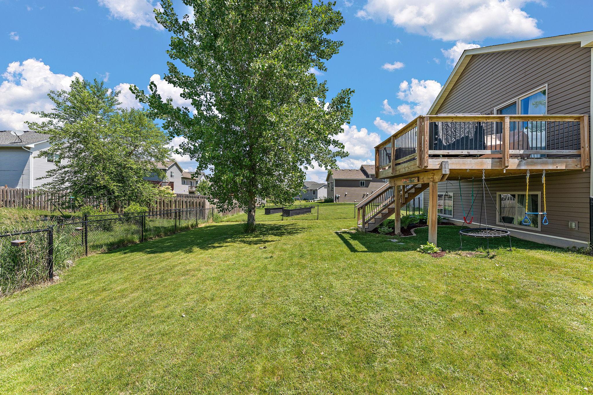 845 Highview Loop Se Property Photo 22