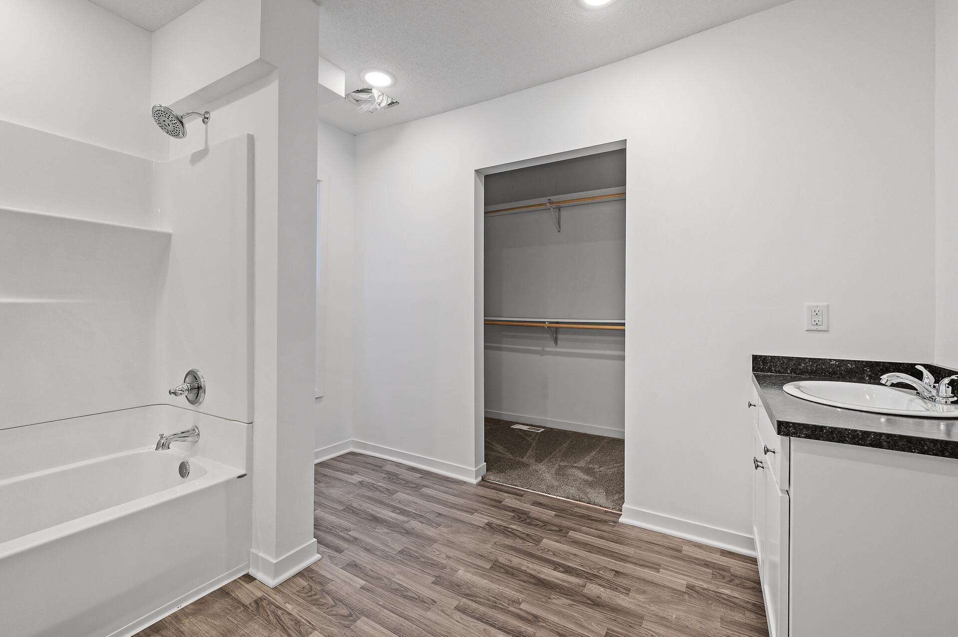 3606 Bryant Avenue N Property Photo 10