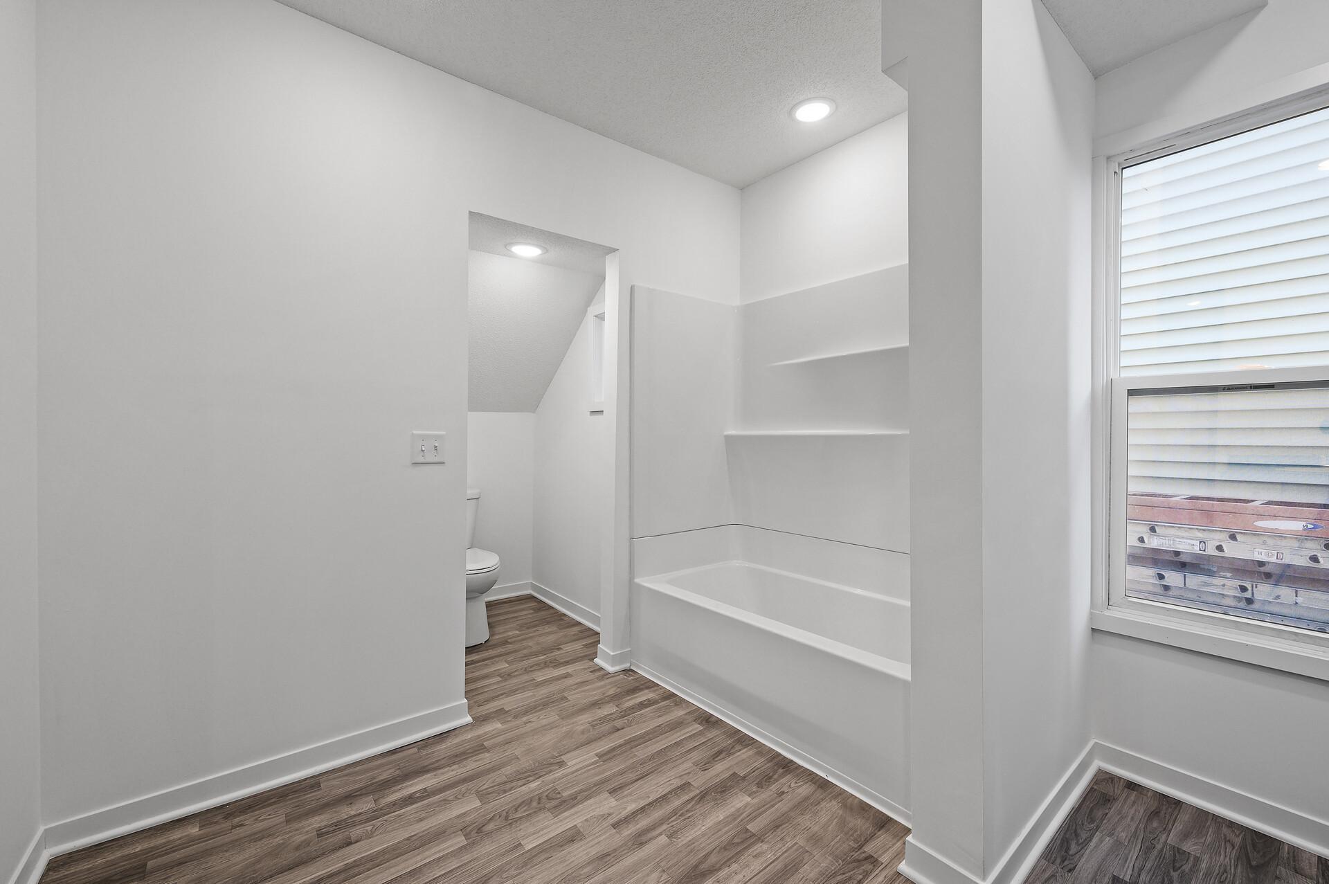 3606 Bryant Avenue N Property Photo 11