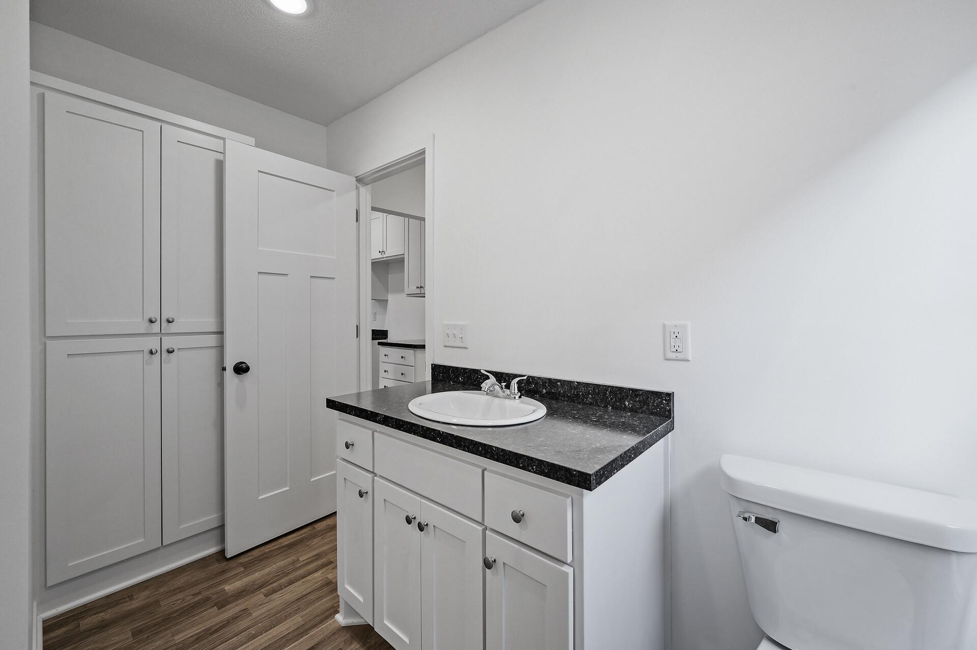 3606 Bryant Avenue N Property Photo 20