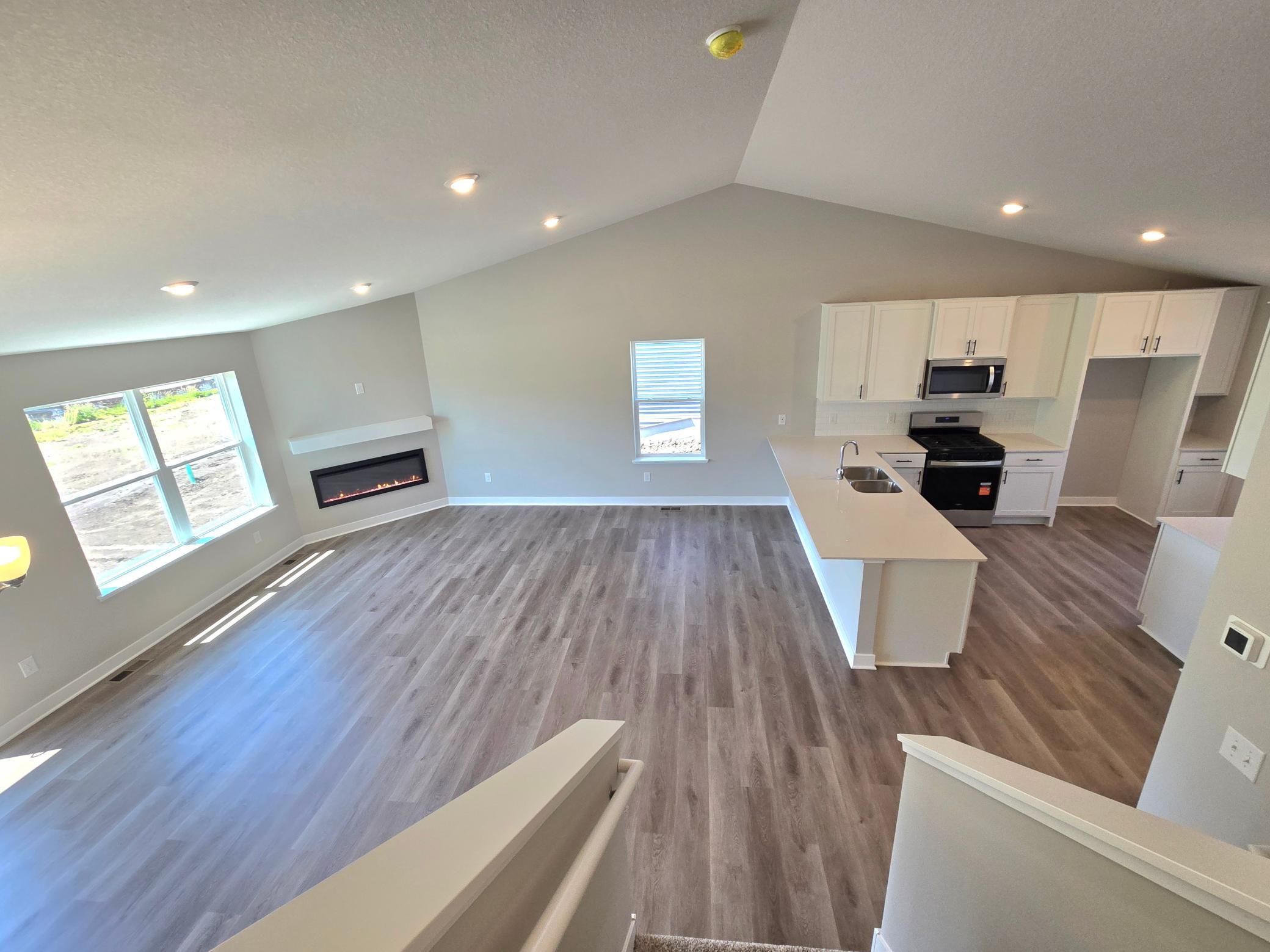 7375 Imperial Way Property Photo 2