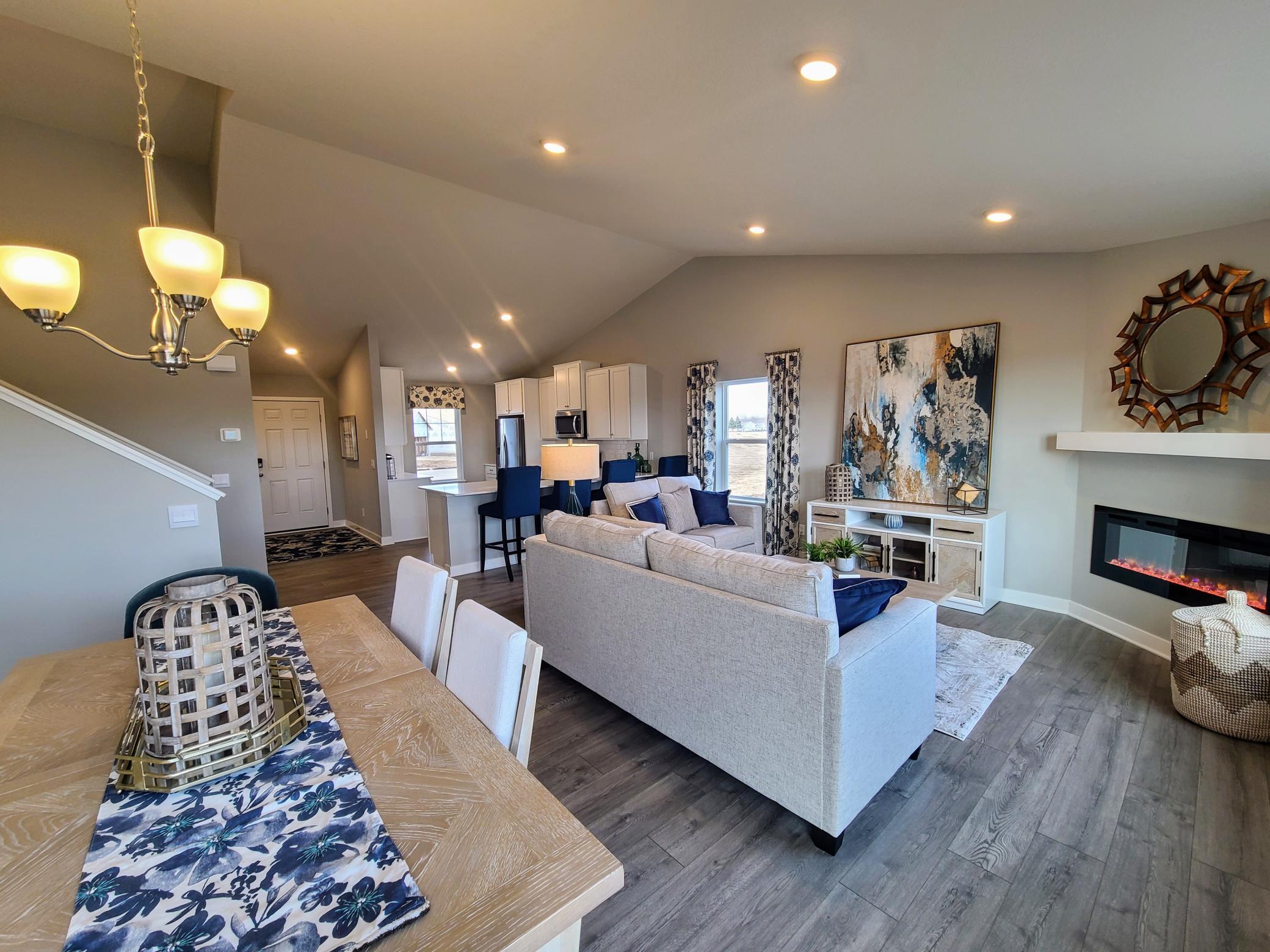 7375 Imperial Way Property Photo 28