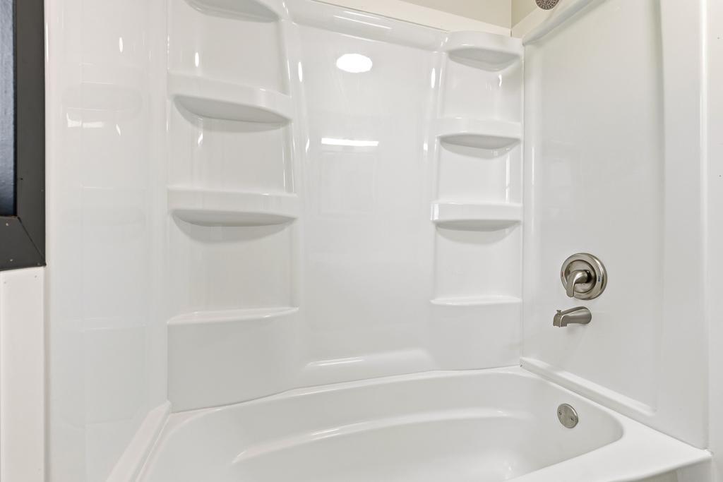 30 3rd Avenue W Property Photo 27