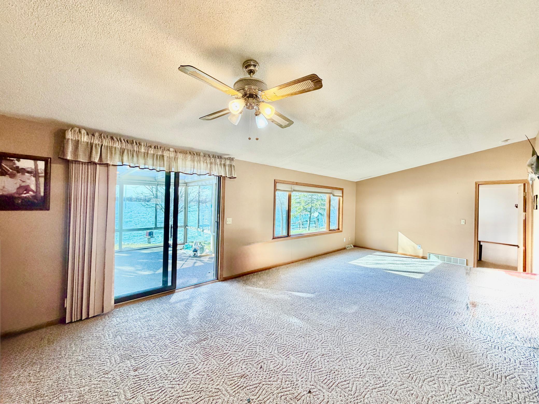 52 Deer Path Road Property Photo 6