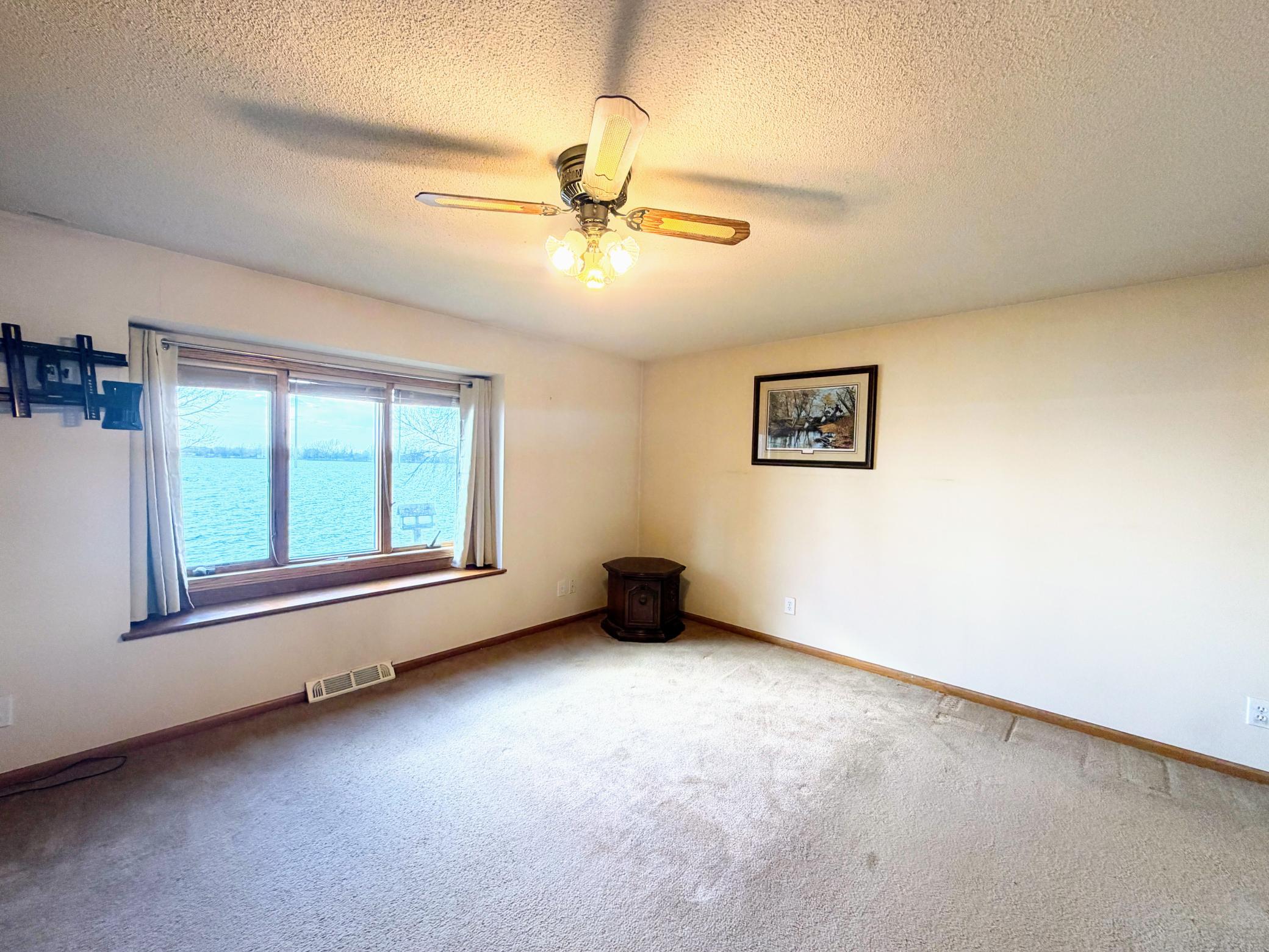 52 Deer Path Road Property Photo 14