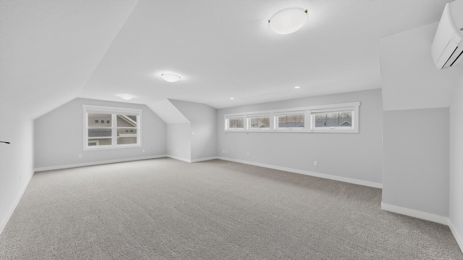 2801 Tee Time Road Se Property Photo 8