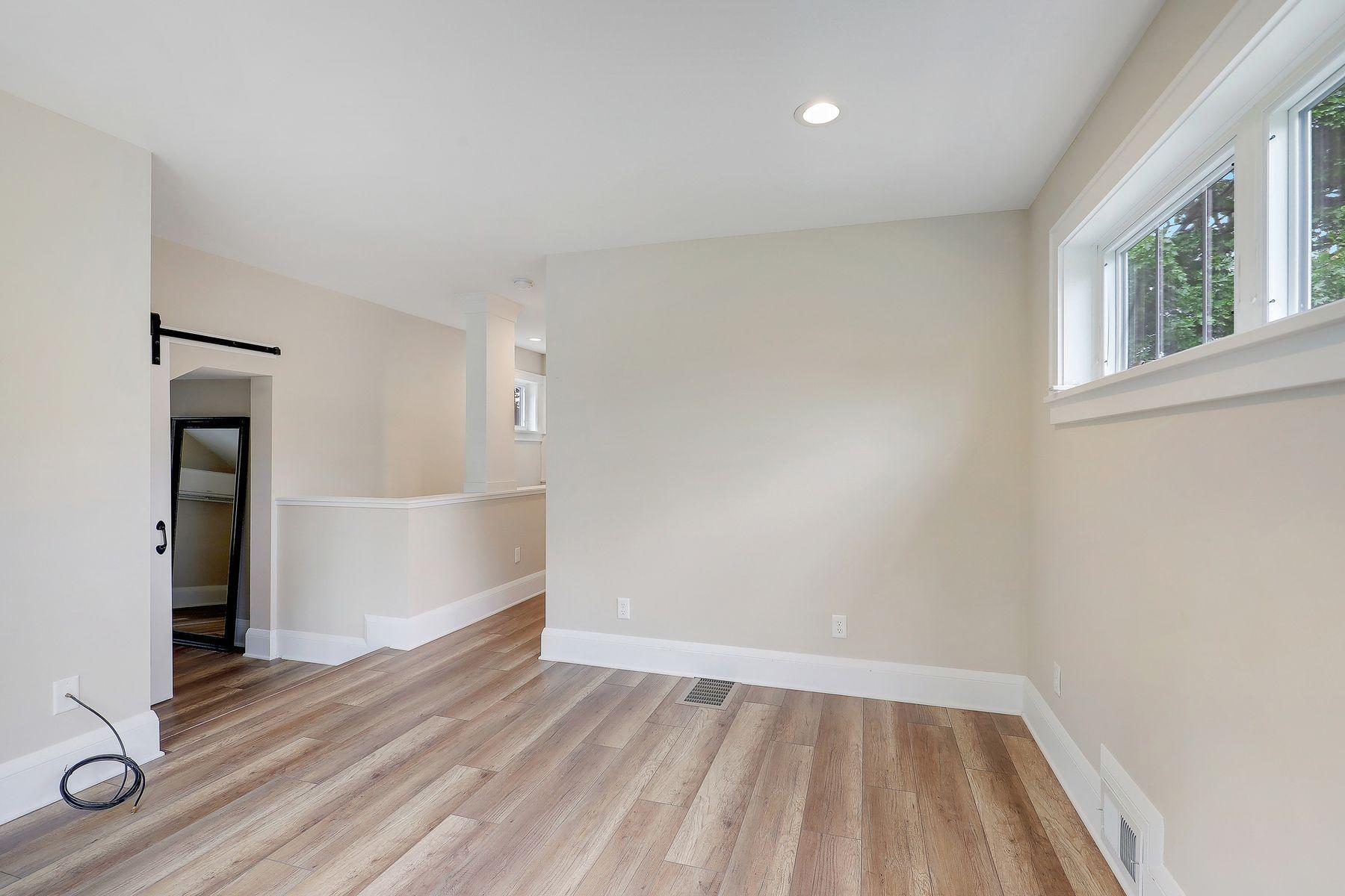 5248 Beard Avenue S Property Photo 25