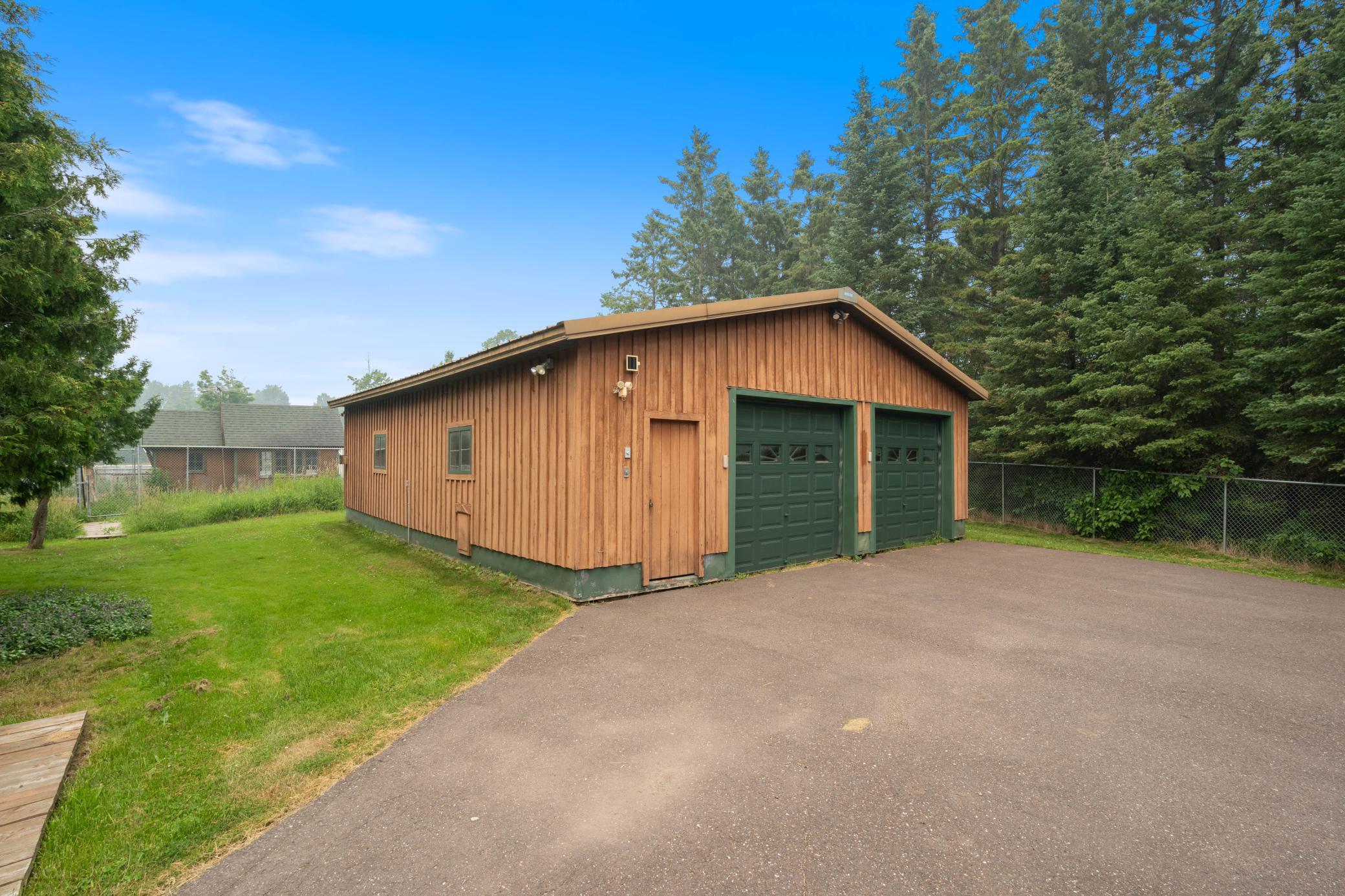 3521 Fire Trail Property Photo 5
