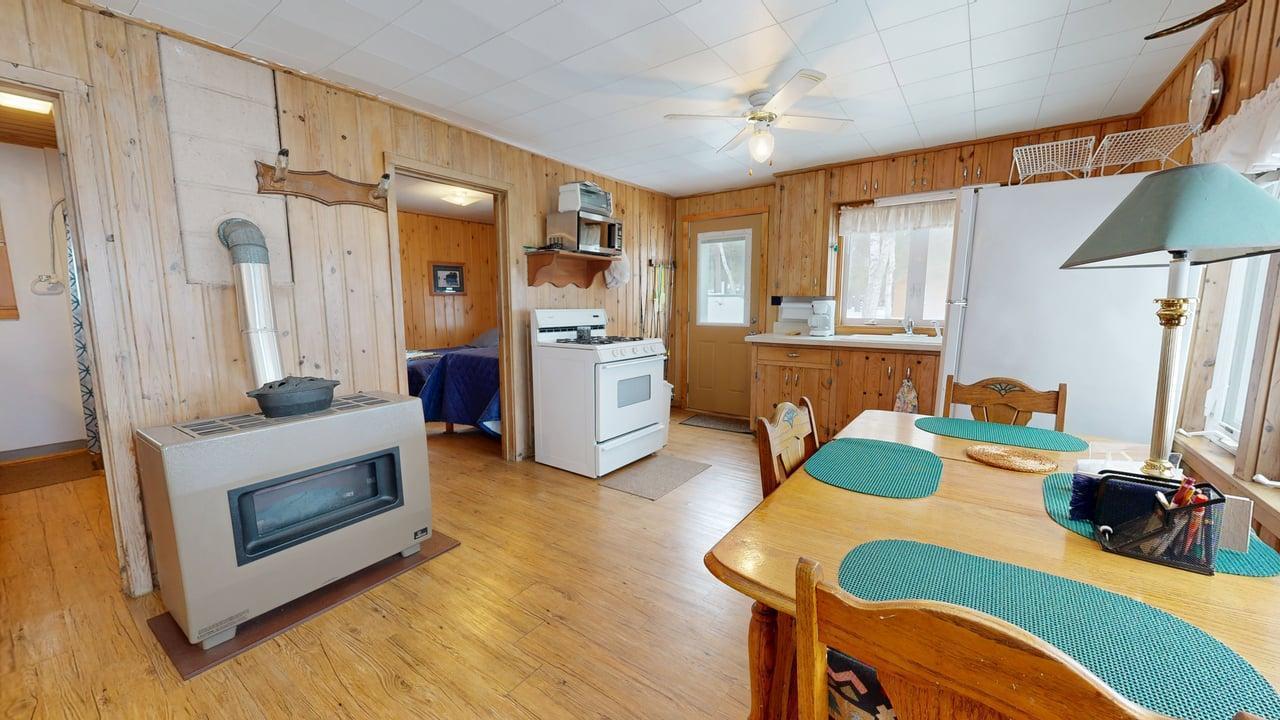 21440 County 18 Property Photo 11