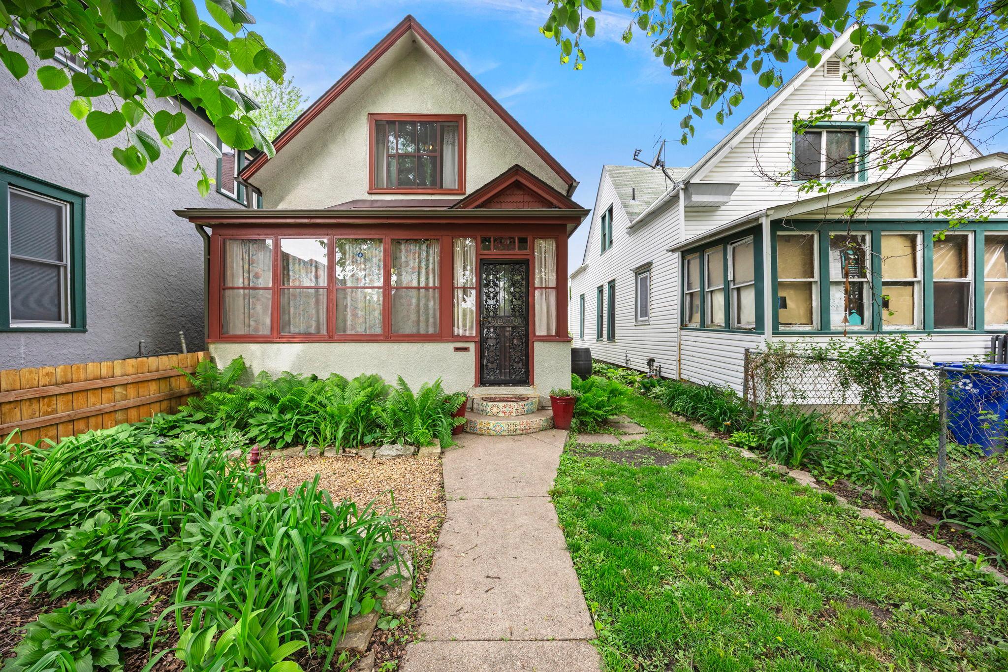 441 View Street Property Photo 1