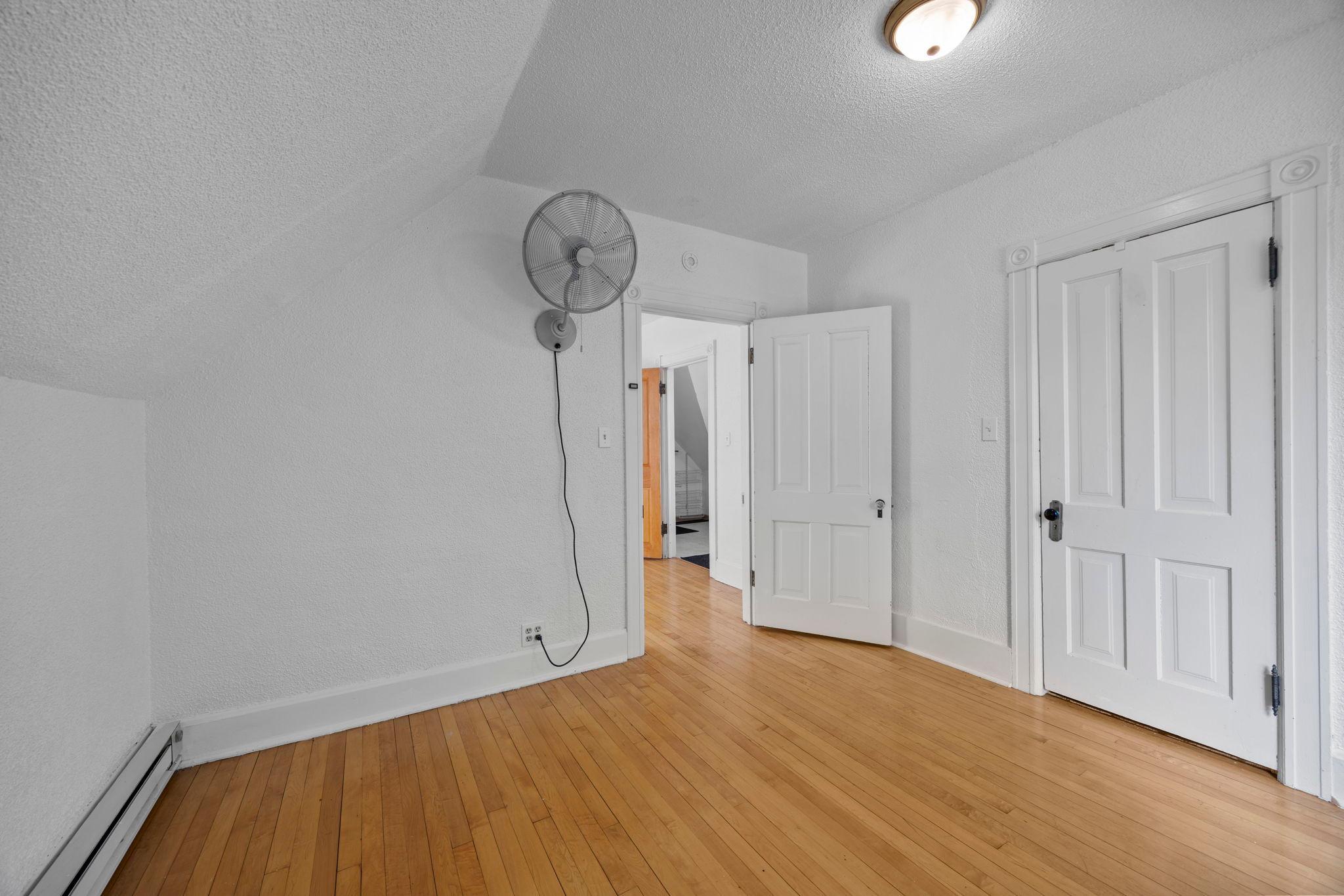 441 View Street Property Photo 19