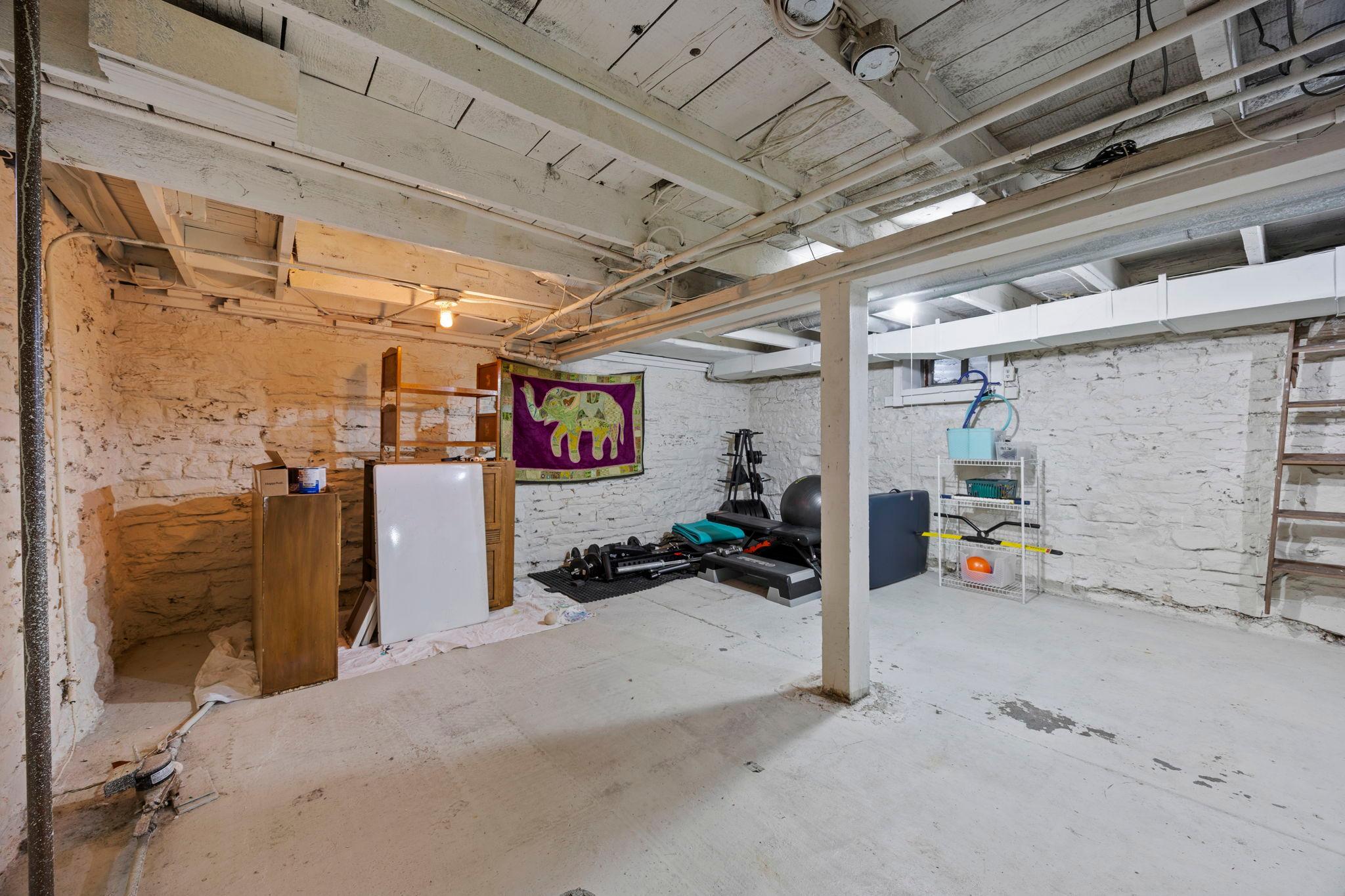 441 View Street Property Photo 21