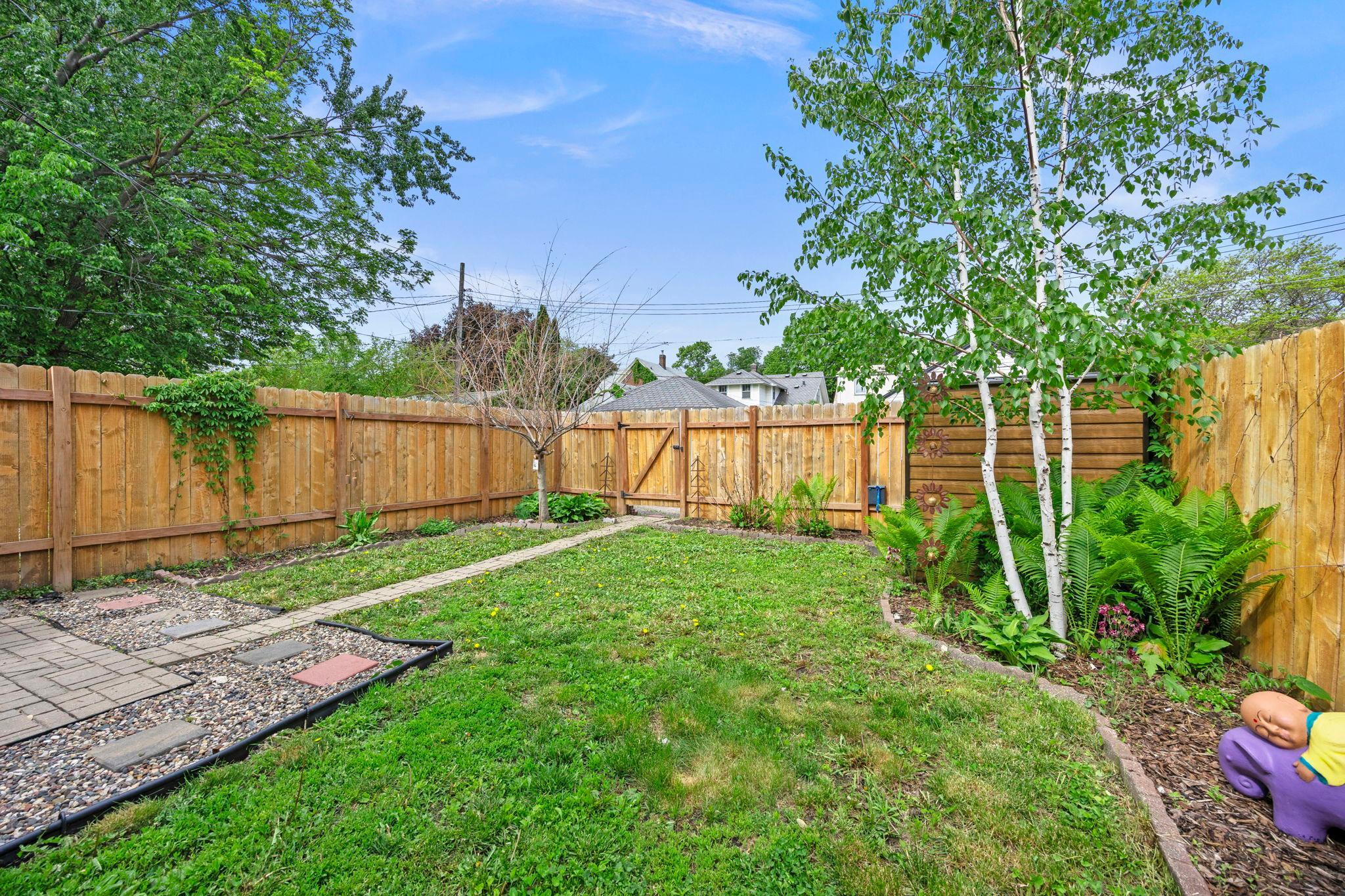 441 View Street Property Photo 25