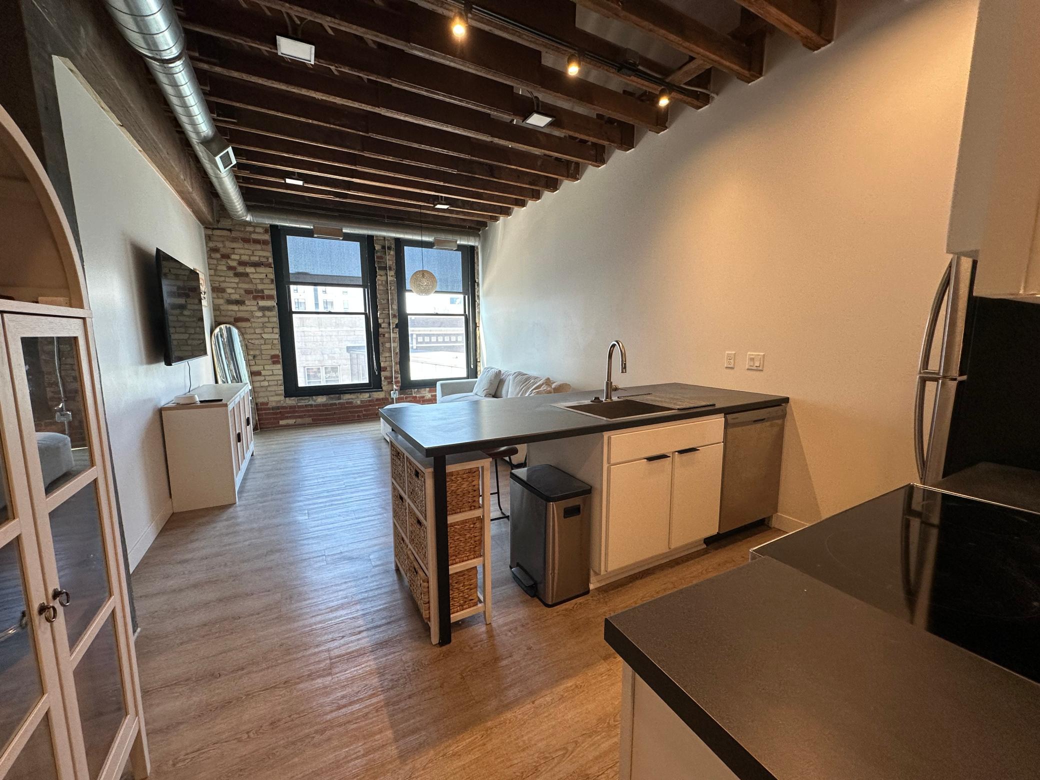 117 Broadway N 301 Property Photo 6
