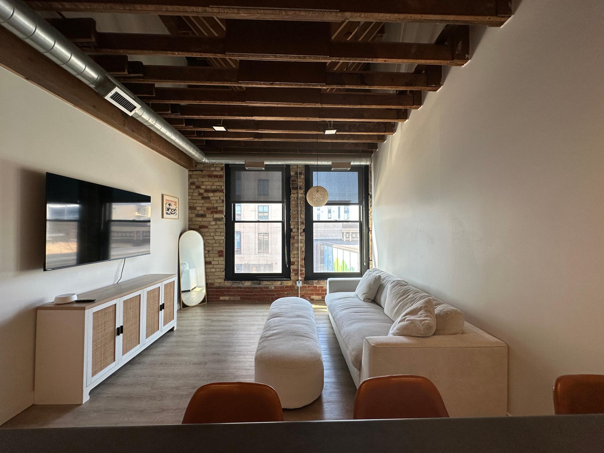 117 Broadway N 301 Property Photo 8
