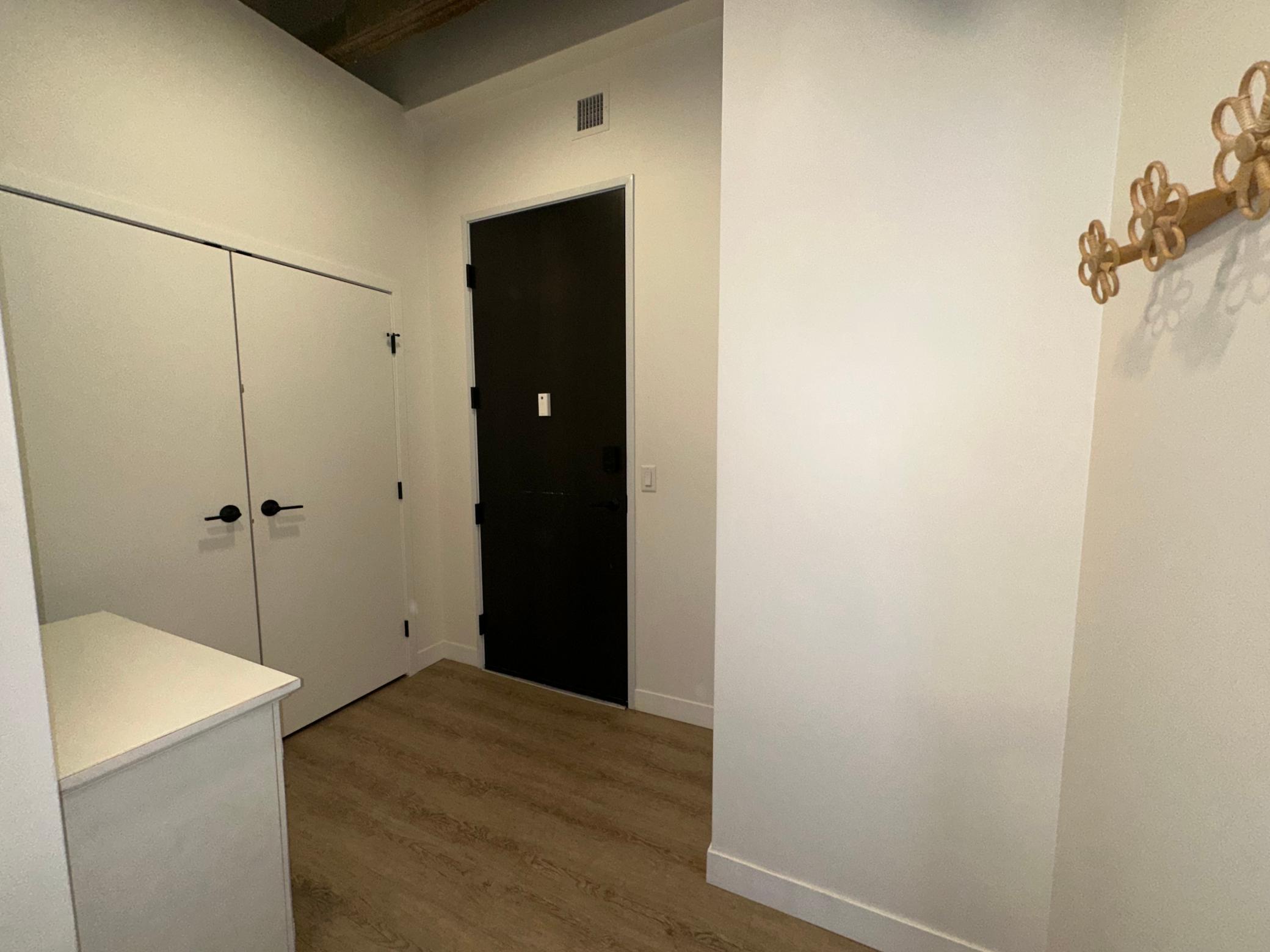 117 Broadway N 301 Property Photo 19