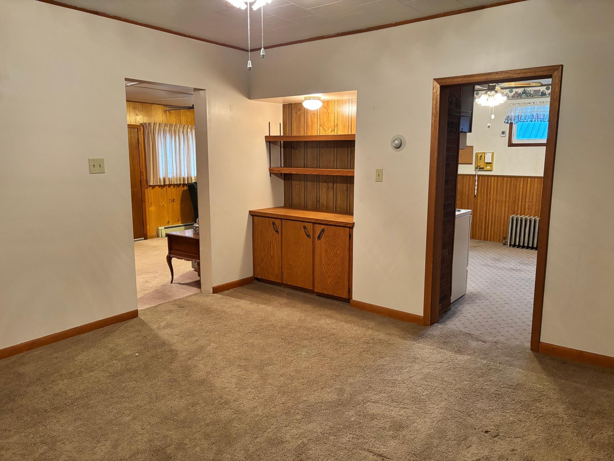 195 S Monroe Street Property Photo 13