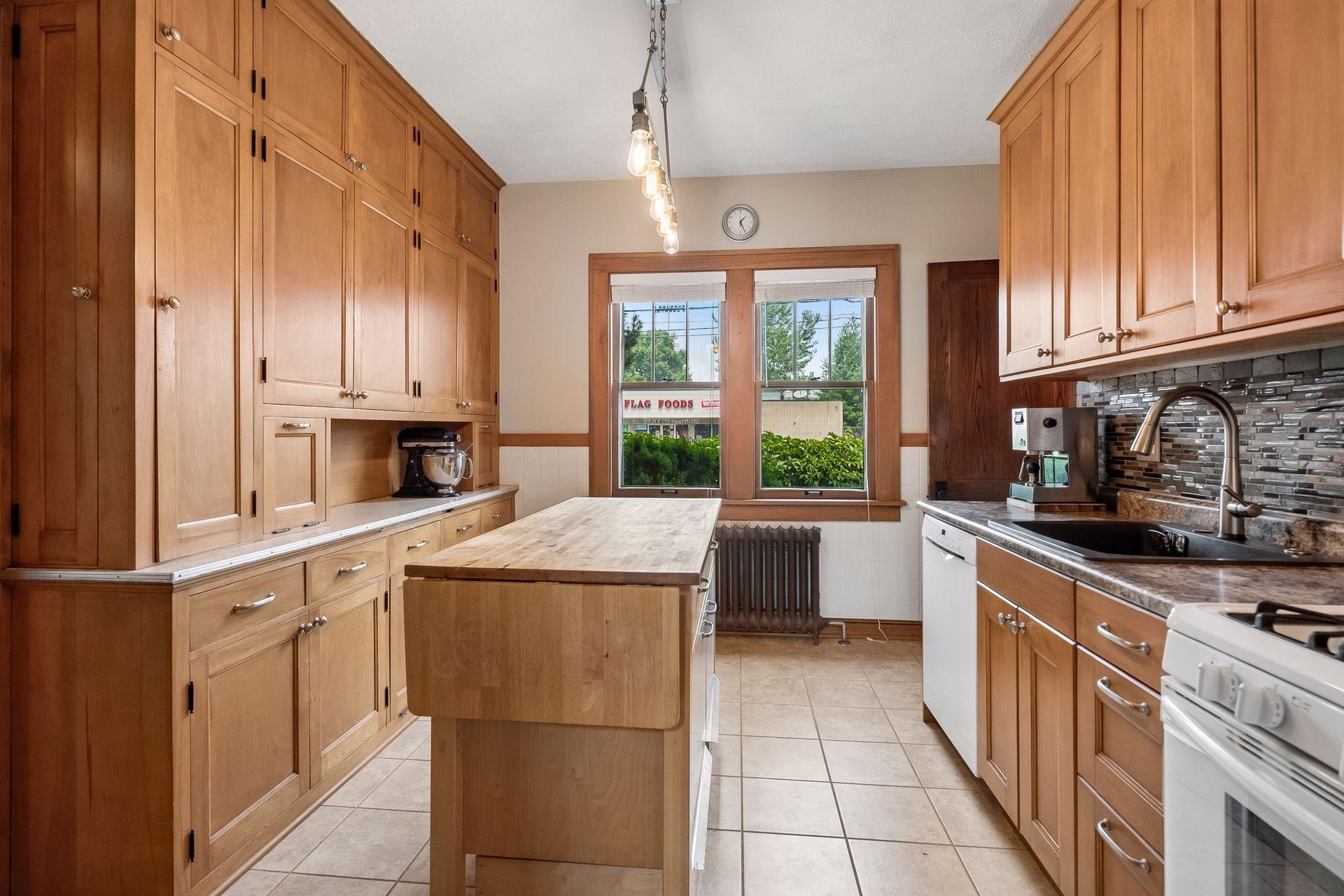 4200 29th Avenue S Property Photo 17