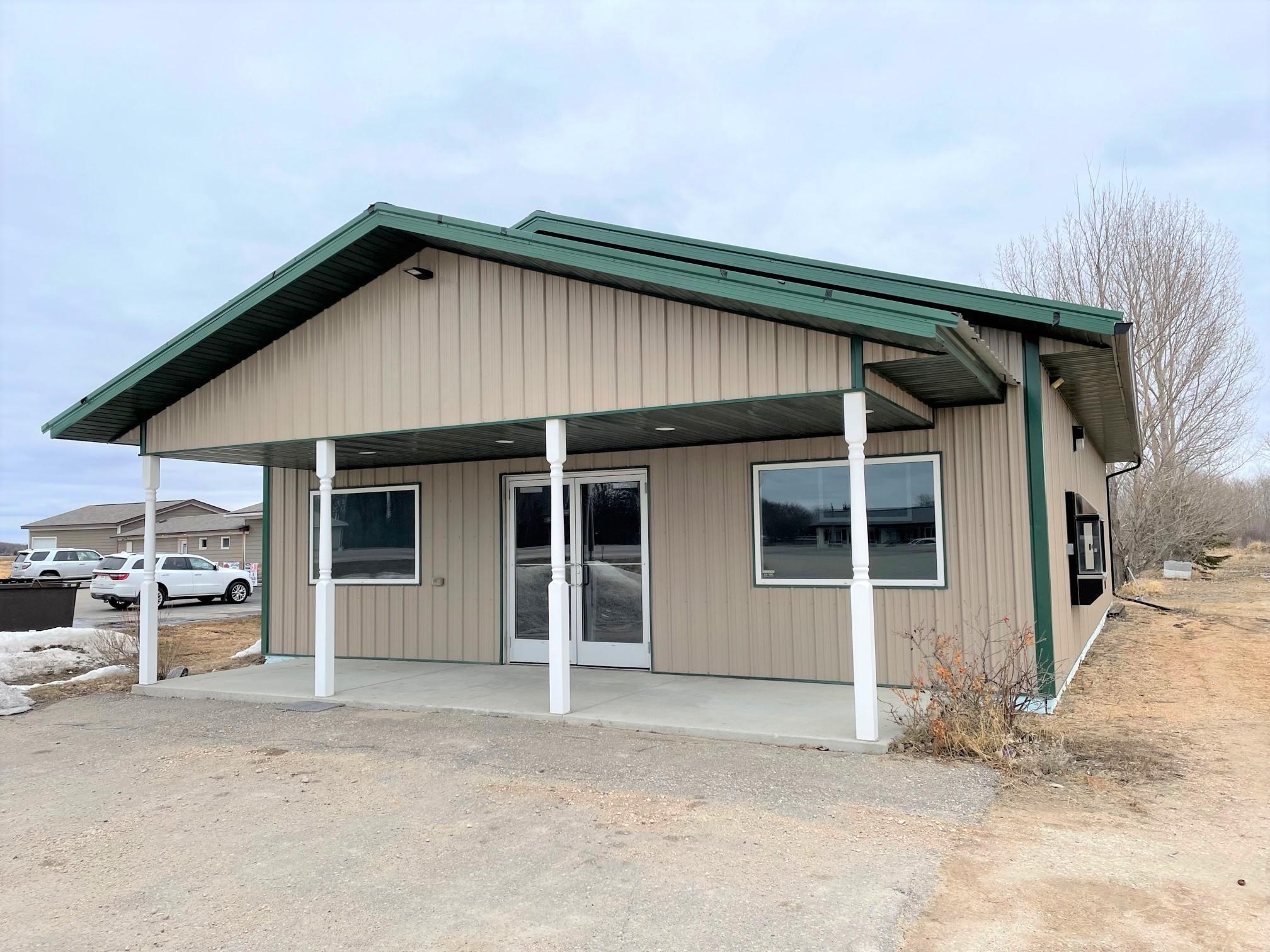 122 State Highway 11 E Property Photo 1
