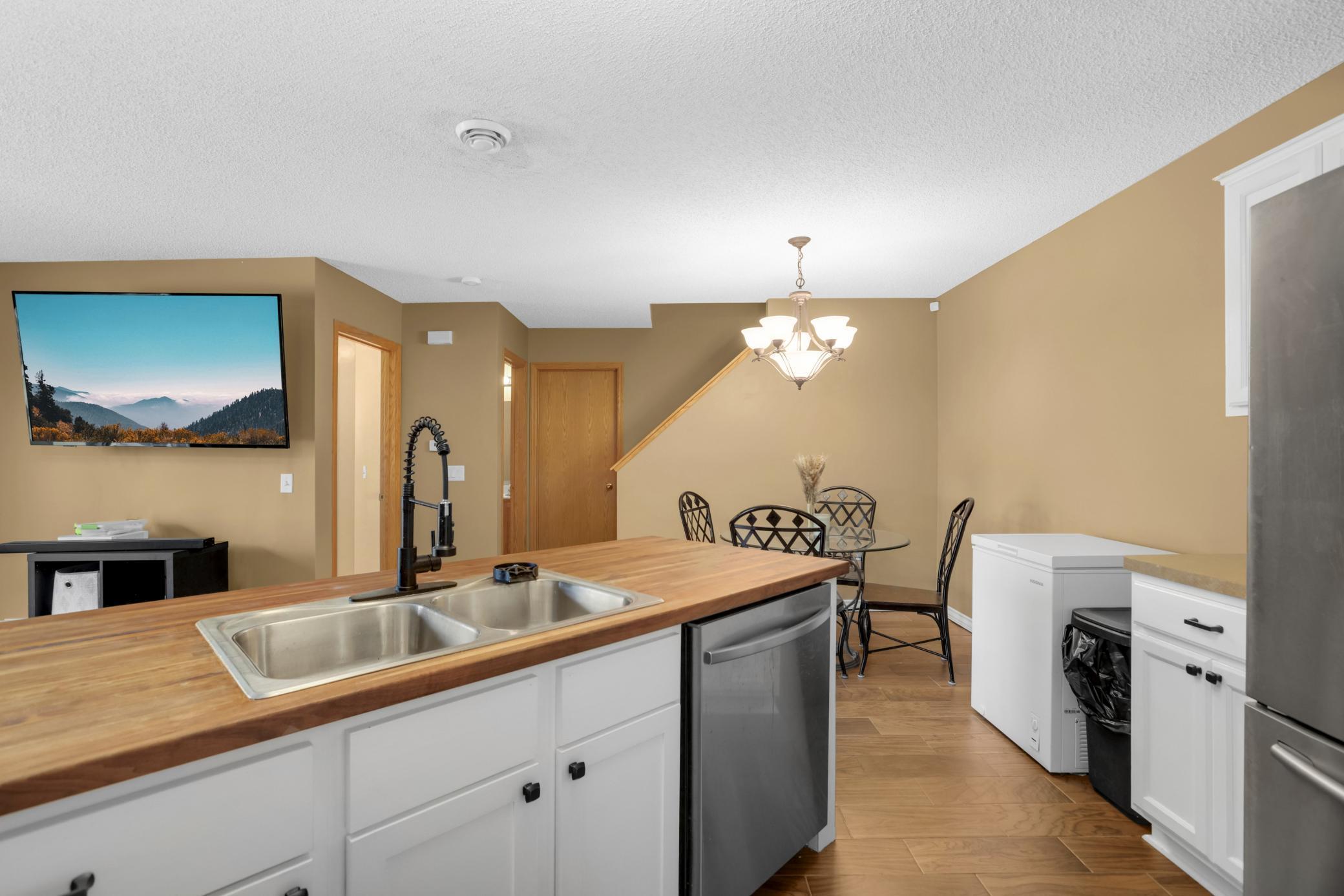 20082 Cabrilla Way Property Photo 10