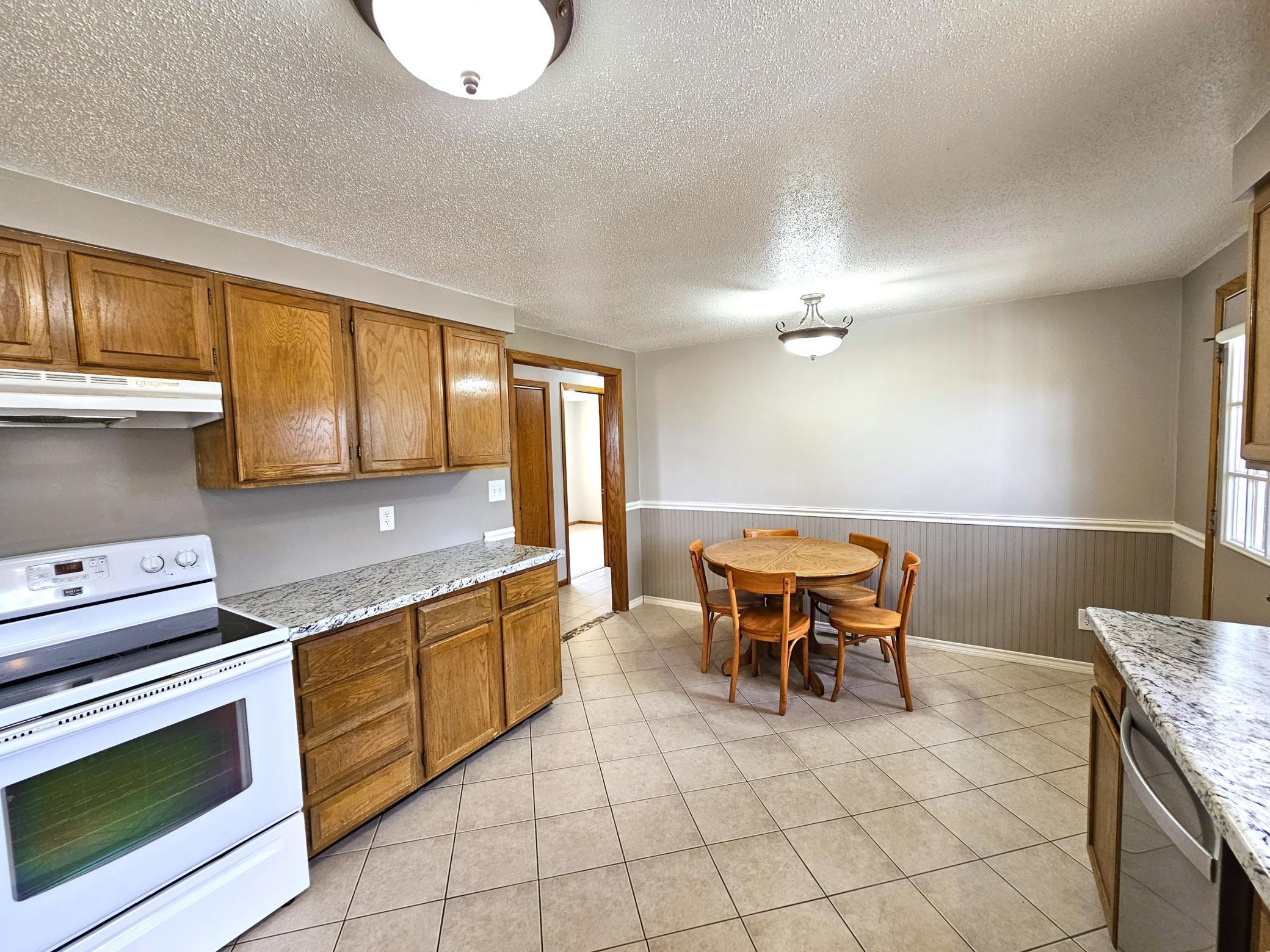 17132 River Oaks Boulevard Property Photo 9