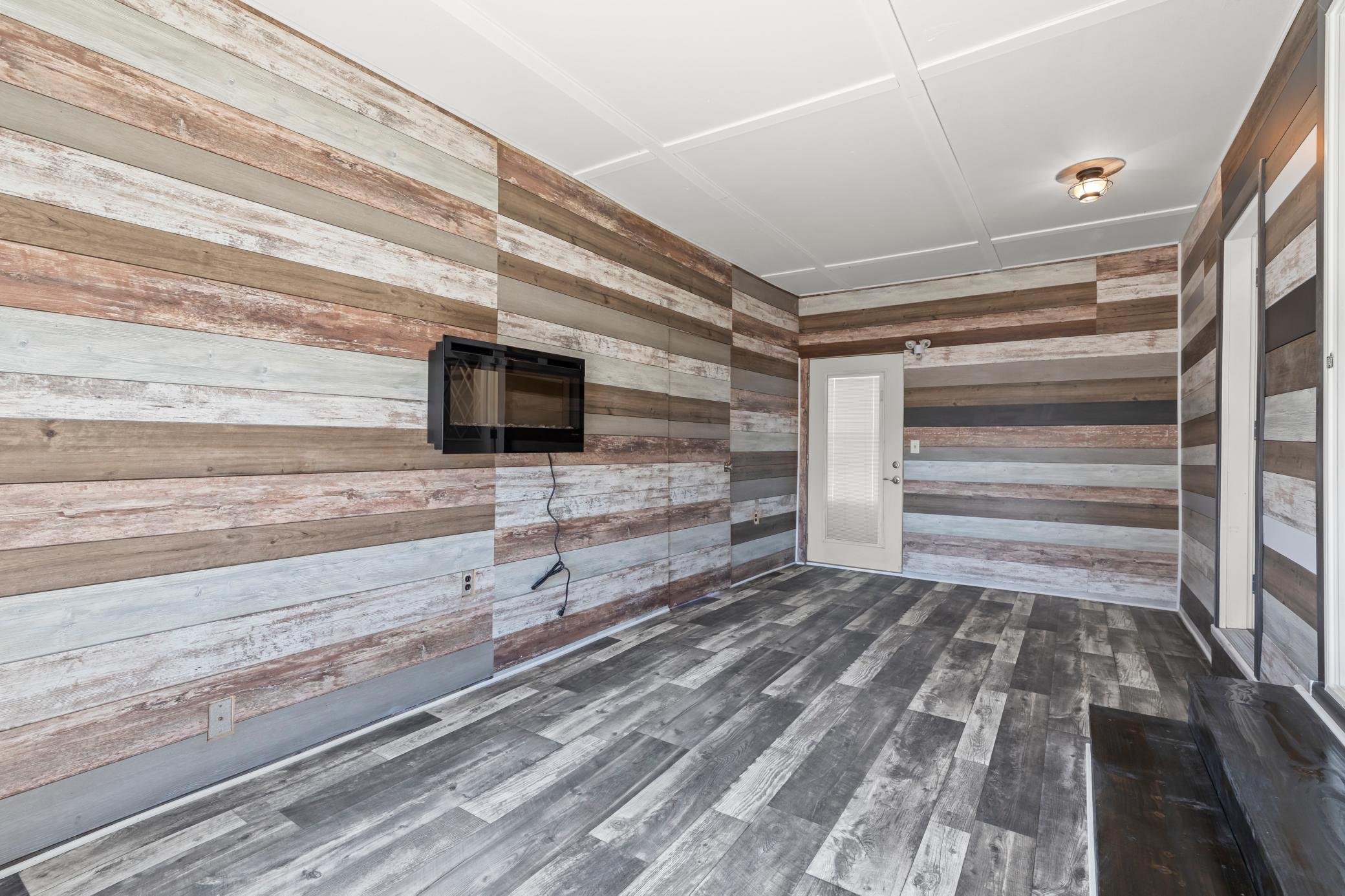 1409 13th Avenue N Property Photo 4