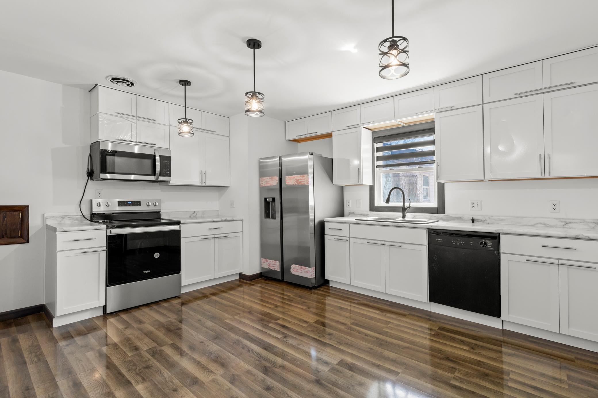 1409 13th Avenue N Property Photo 6